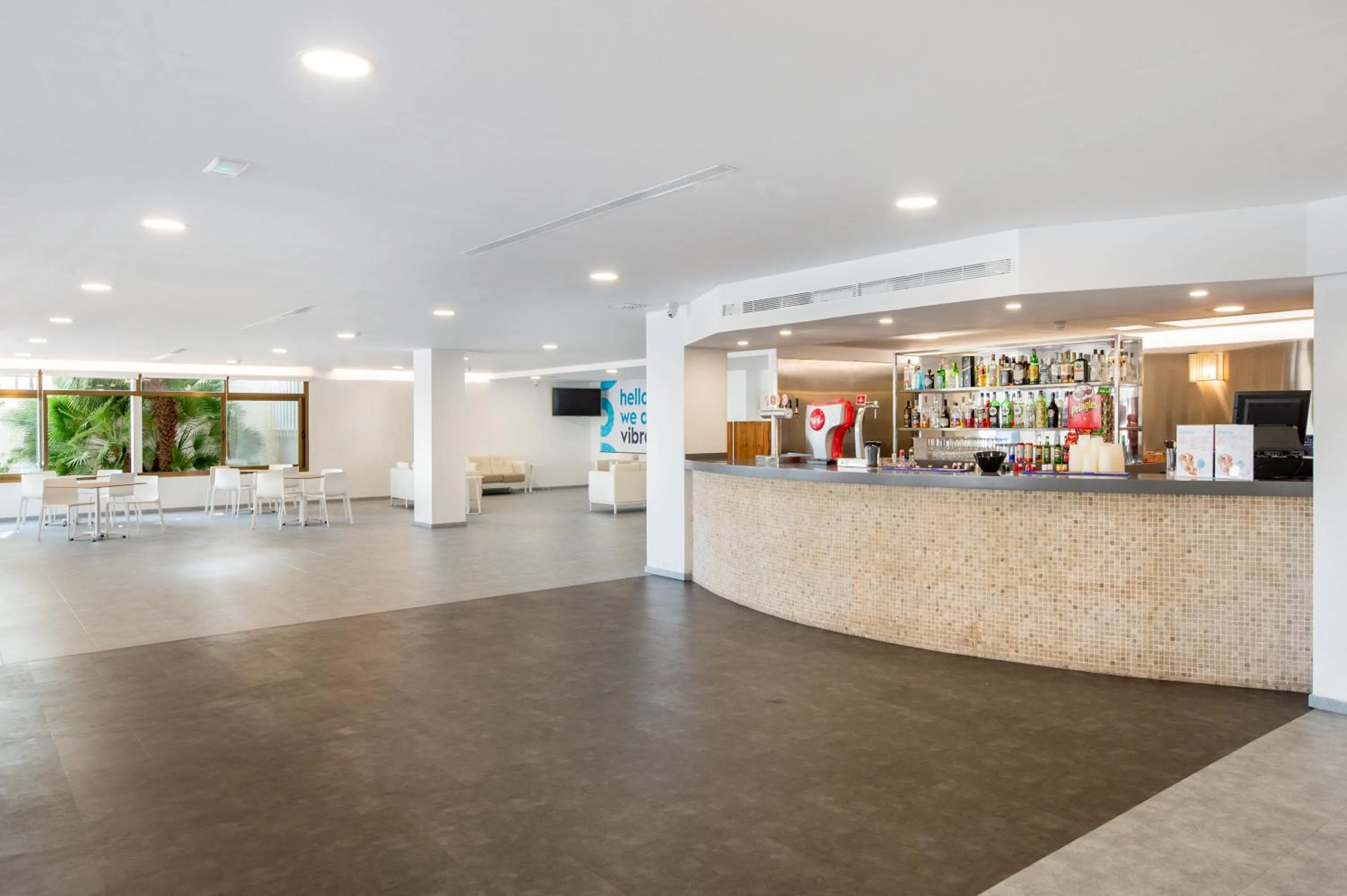 Lounge or bar in Hotel Vibra Riviera