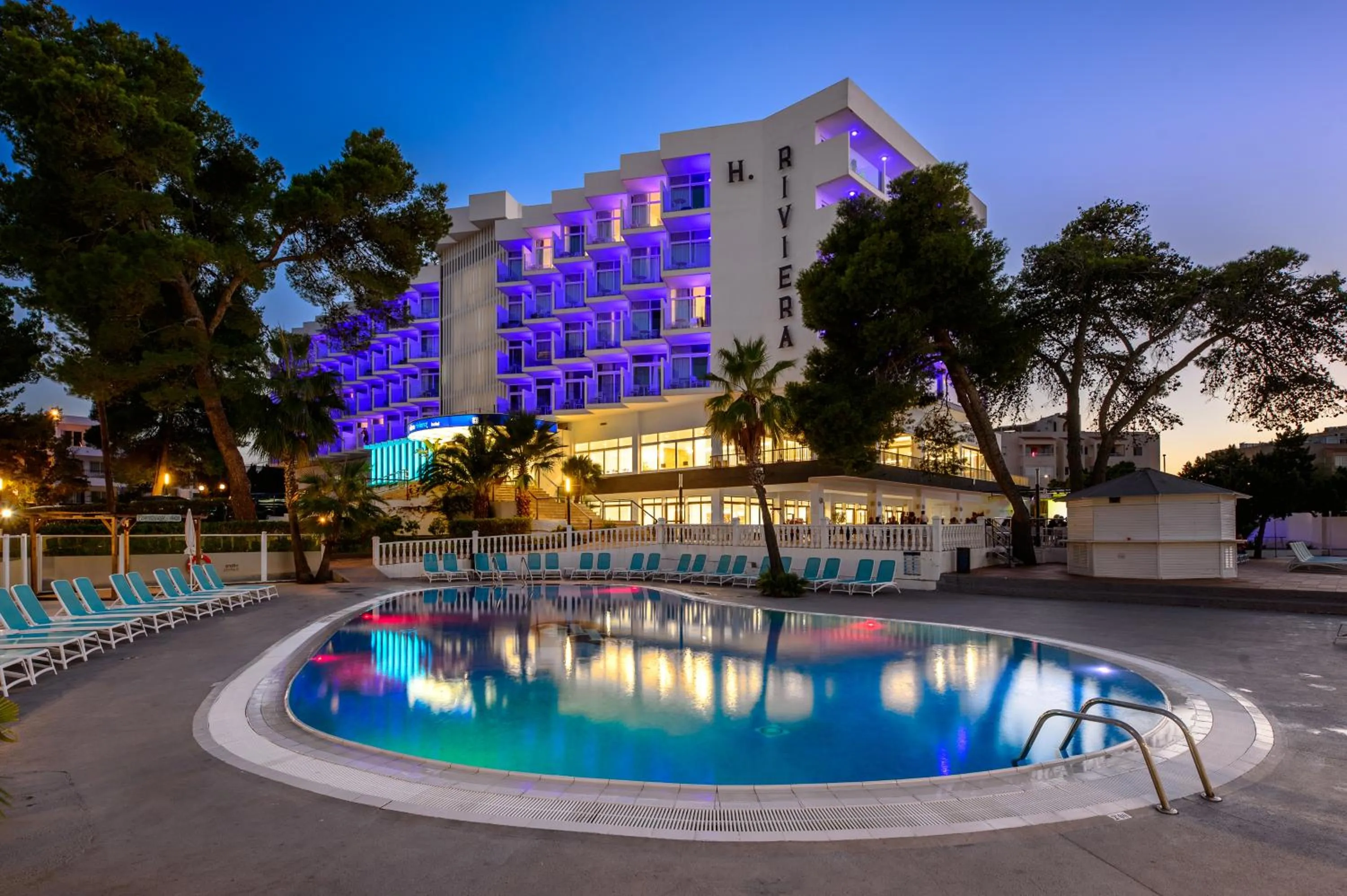 Property building in Hotel Vibra Riviera