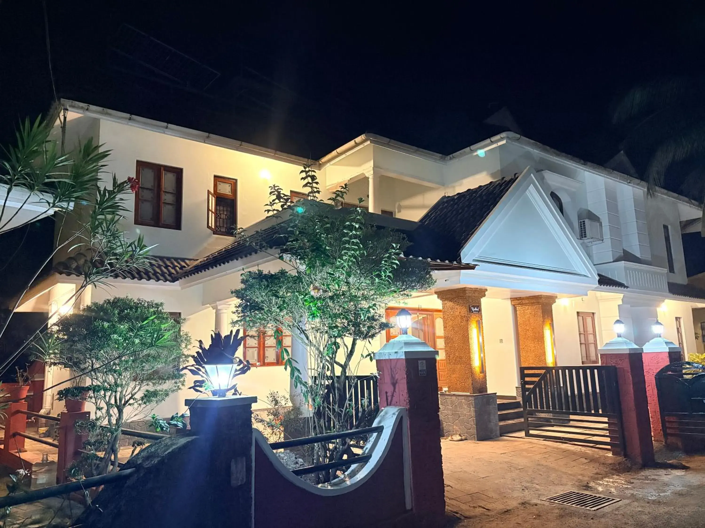 "Radhas" 4BR Villa in Gated Spring Field Community, Kannur "Radhas" 4BR Villa in Gated Spring Field Community, Kannur