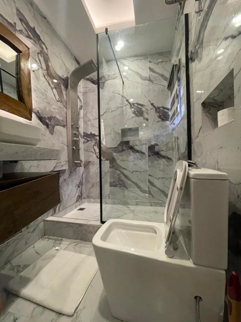 Shower in Presken Hotel Residence, GRA Ikeja, Lagos