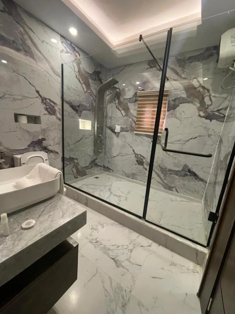 Shower in Presken Hotel Residence, GRA Ikeja, Lagos