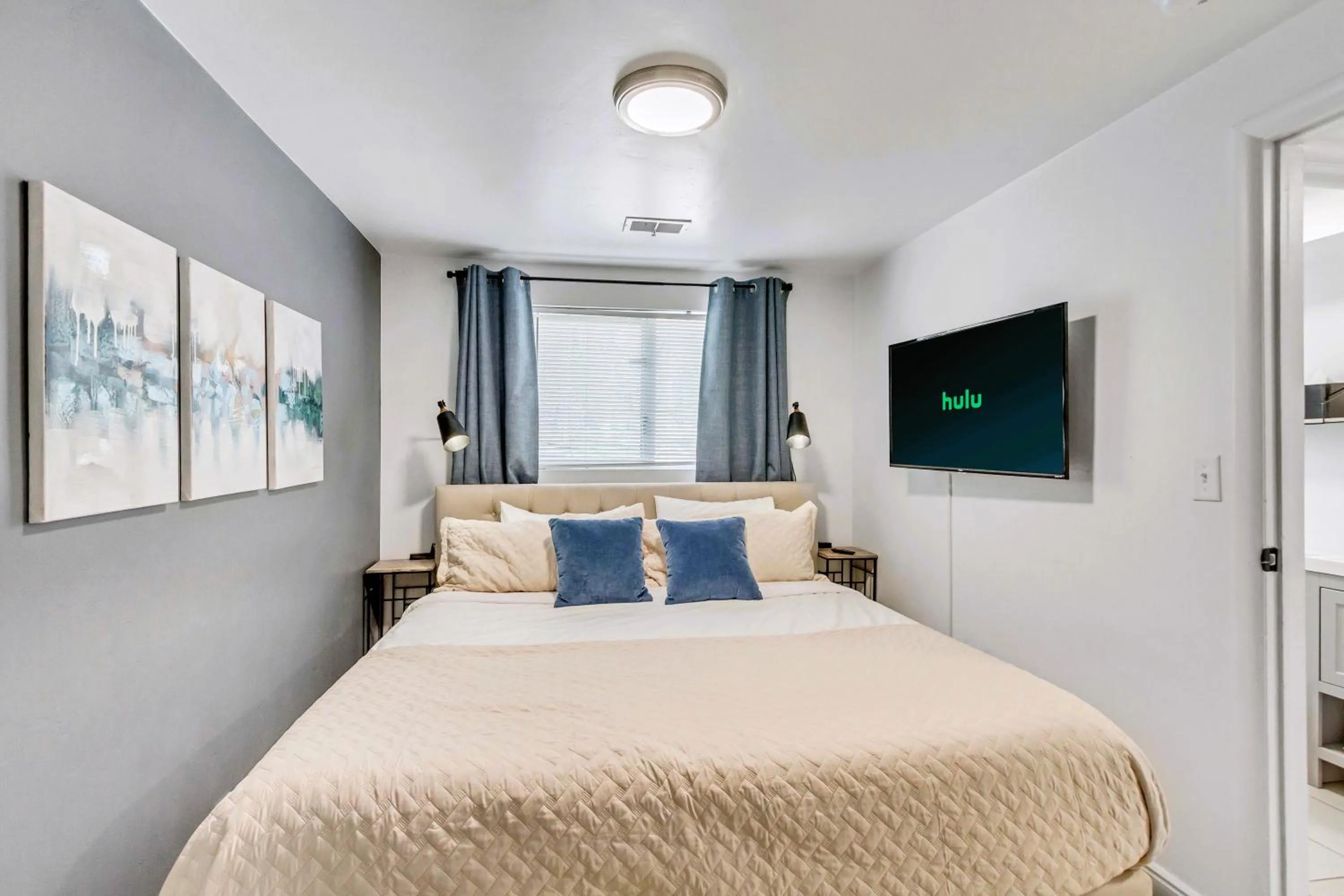 Bed in Marmalade by Cloud Dream Homes