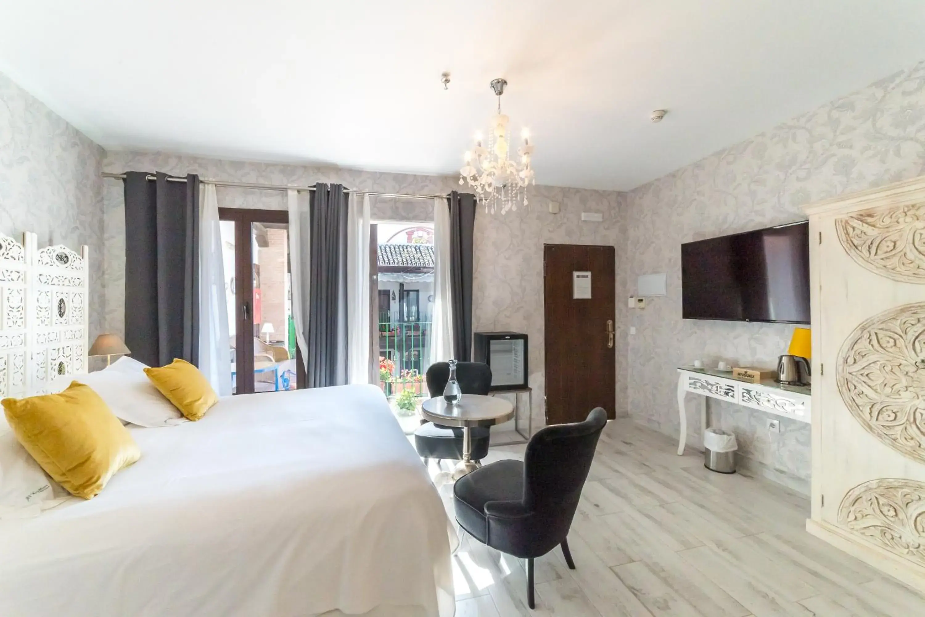 Superior Double or Twin Room in El Rey Moro Hotel Boutique Superior Double or Twin Room in El Rey Moro Hotel Boutique