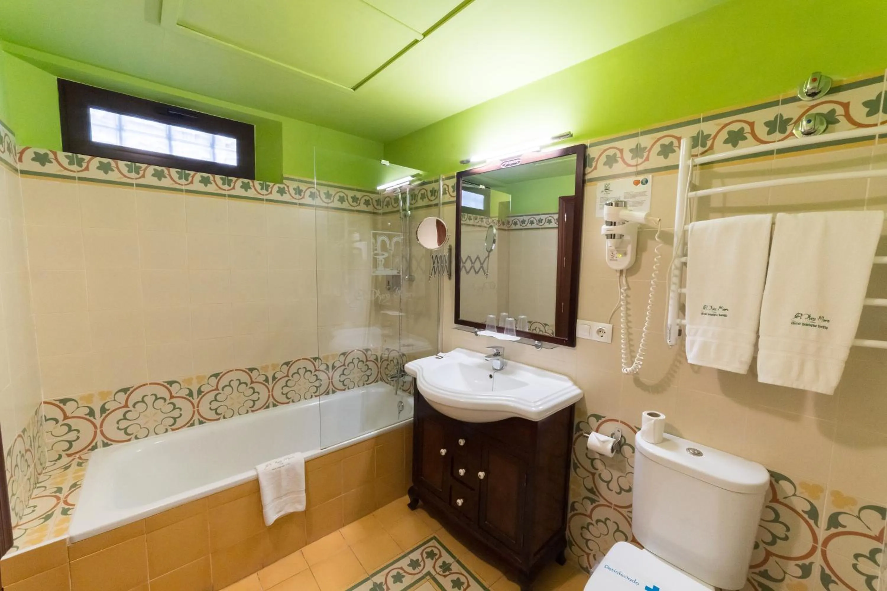 Bathroom in El Rey Moro Hotel Boutique