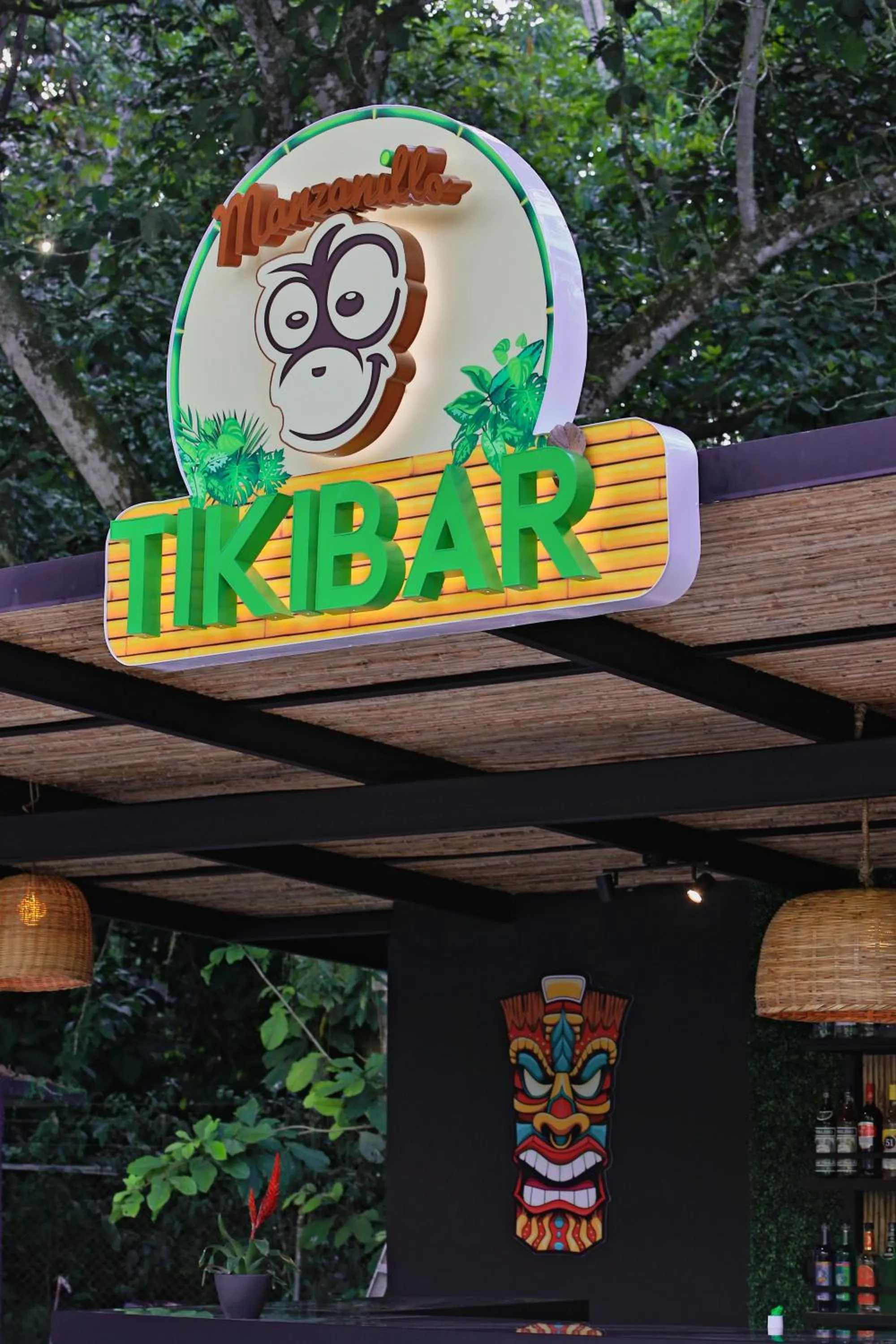 Lounge or bar in Manzanillo Caribbean Resort