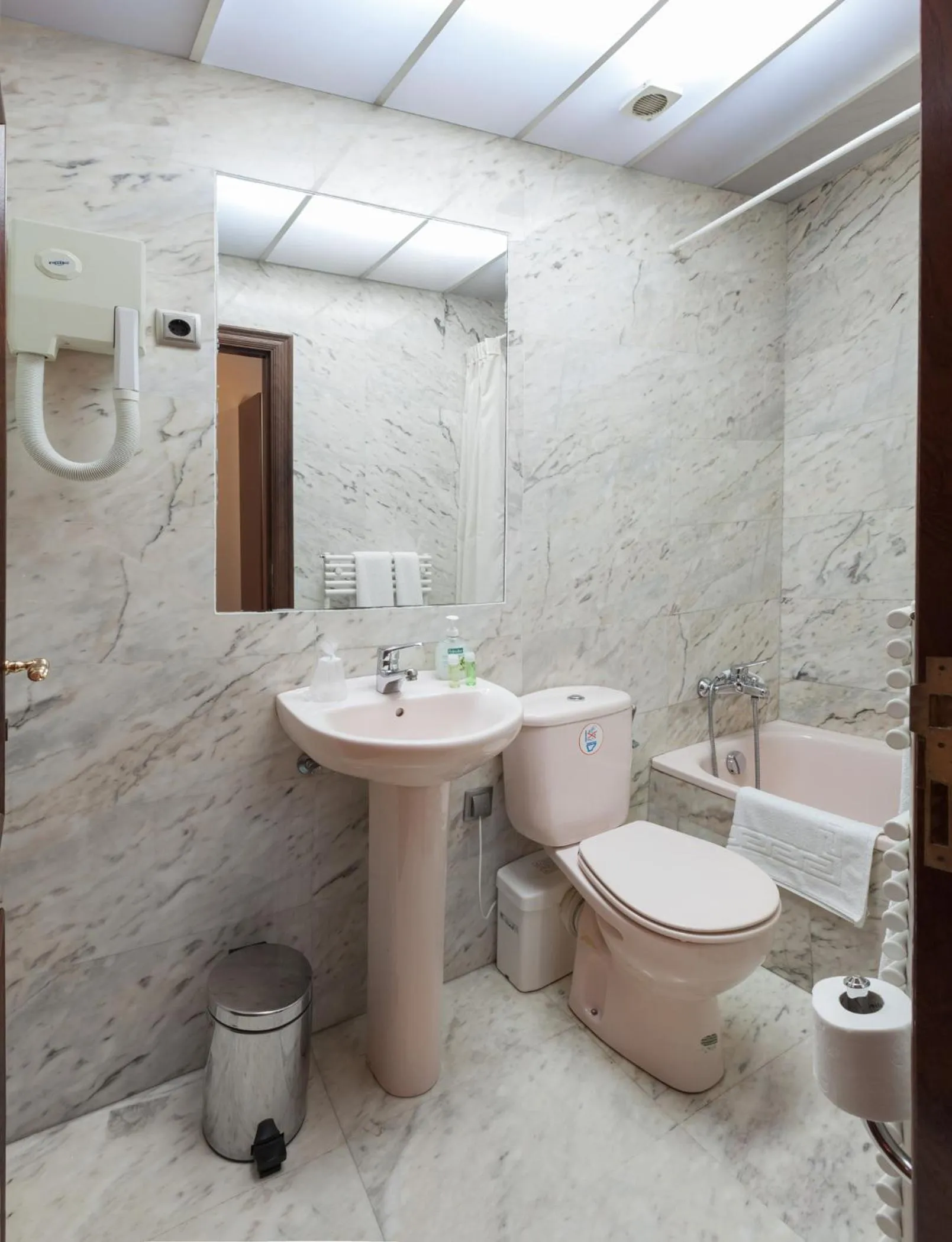 Bathroom in Alba Hotel