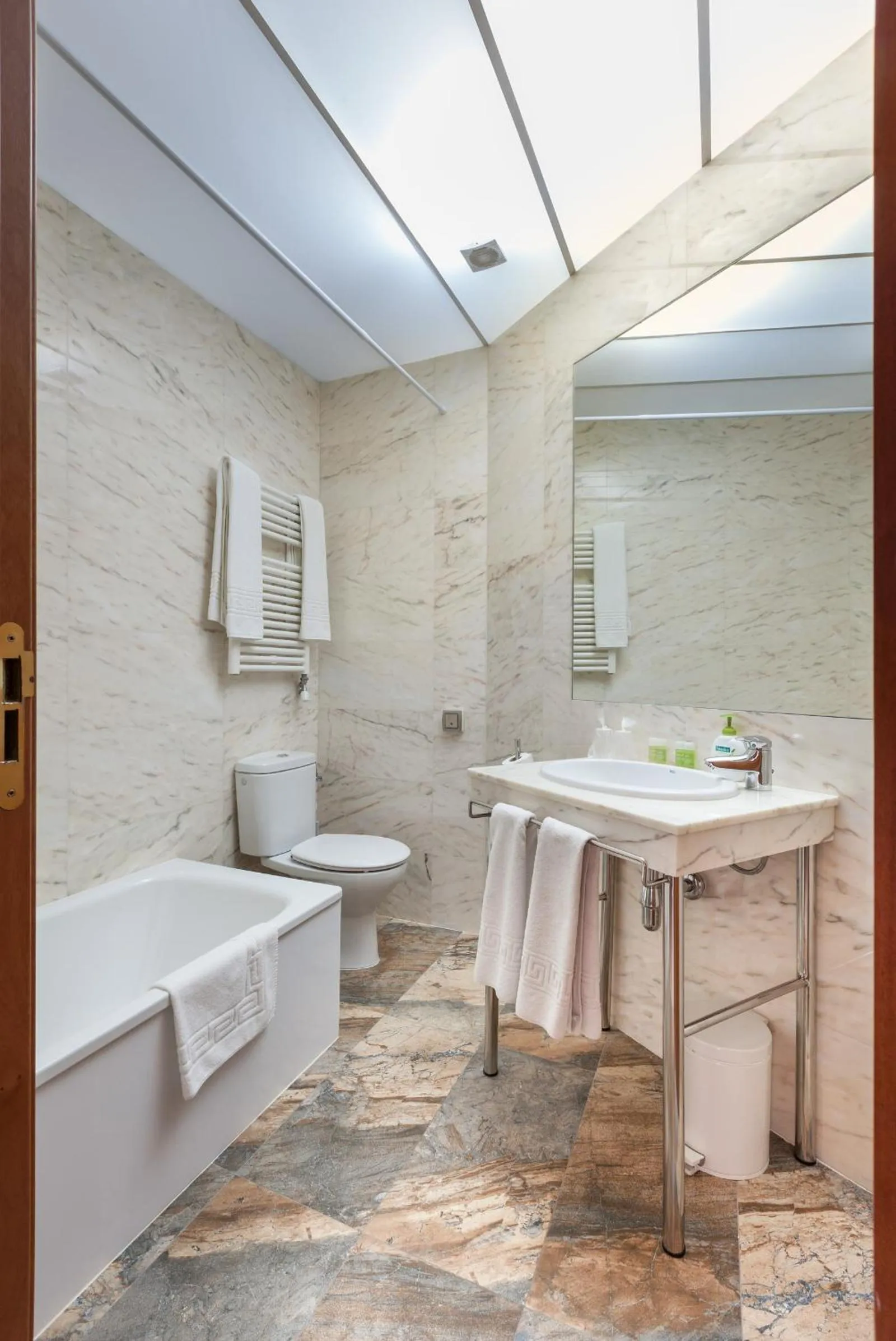 Bathroom in Alba Hotel