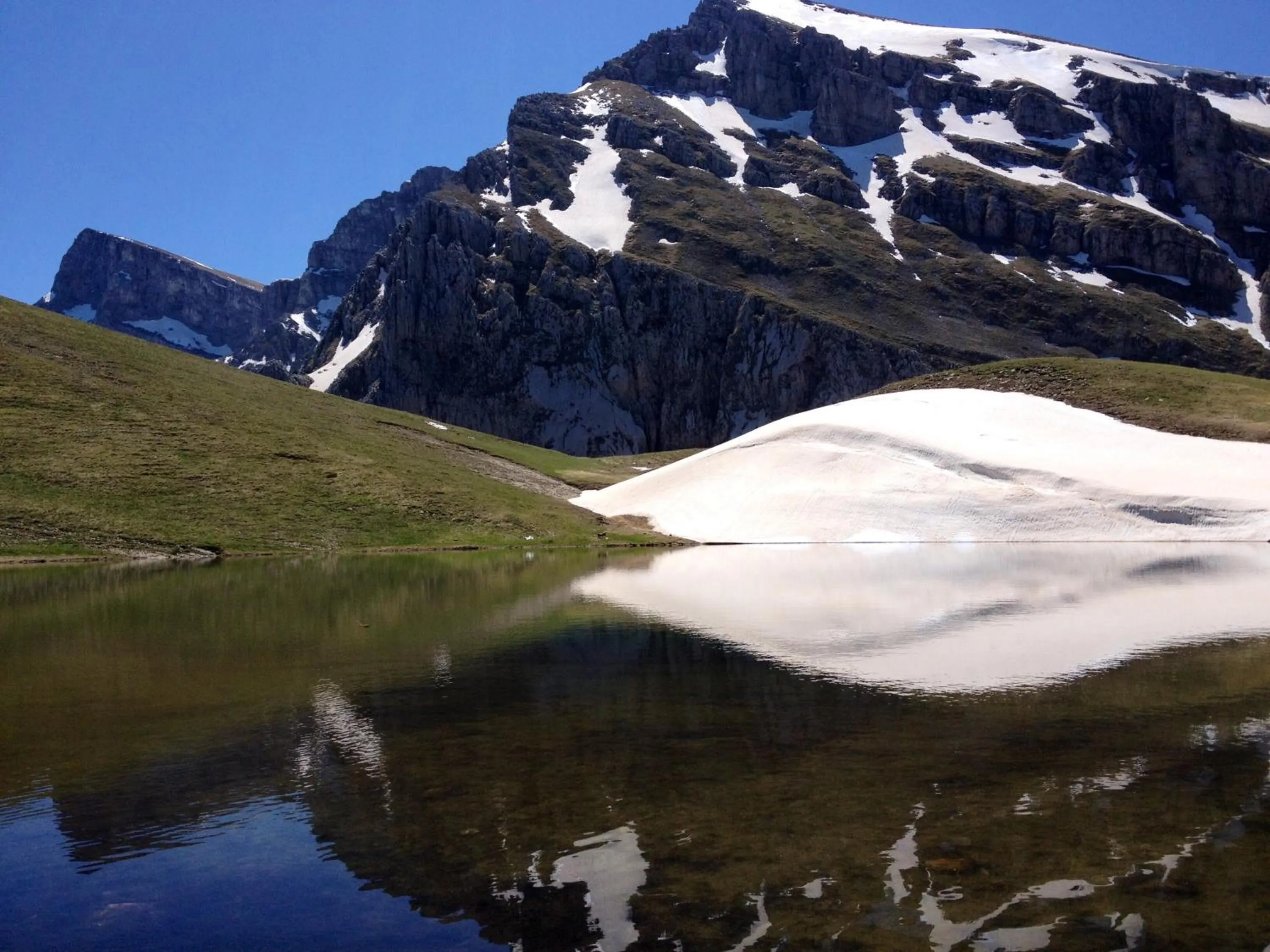 Natural landscape in Artemis Apartments