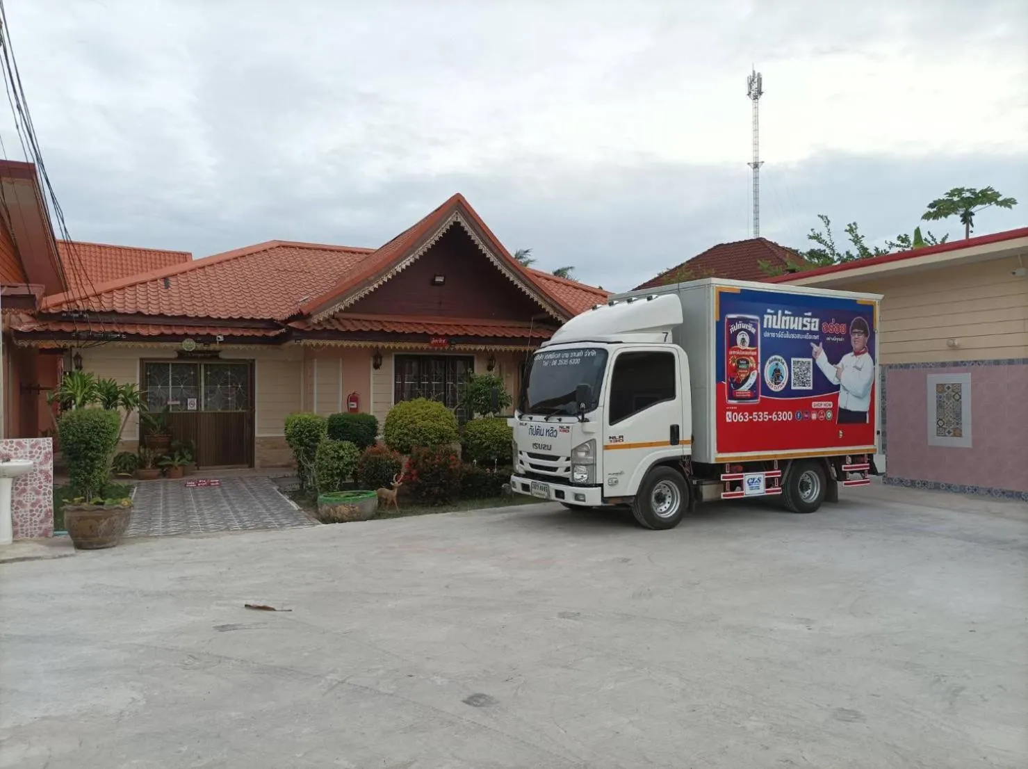 Property building in Vimanmek Resort