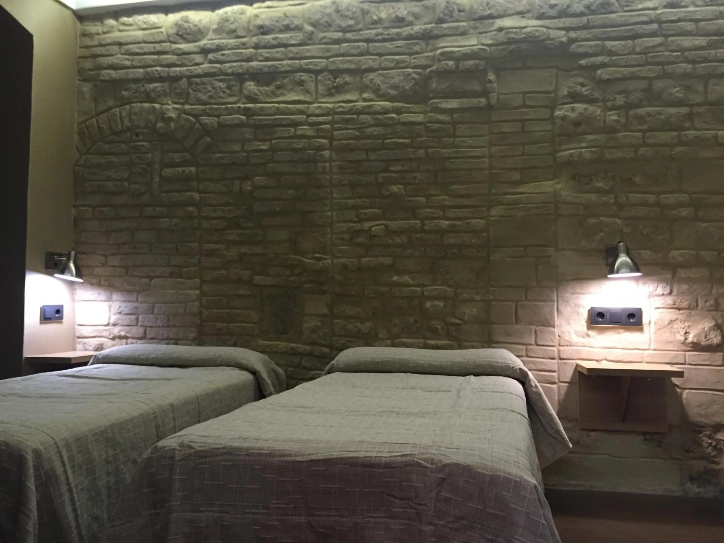 Photo of the whole room, Bed in Los Patios