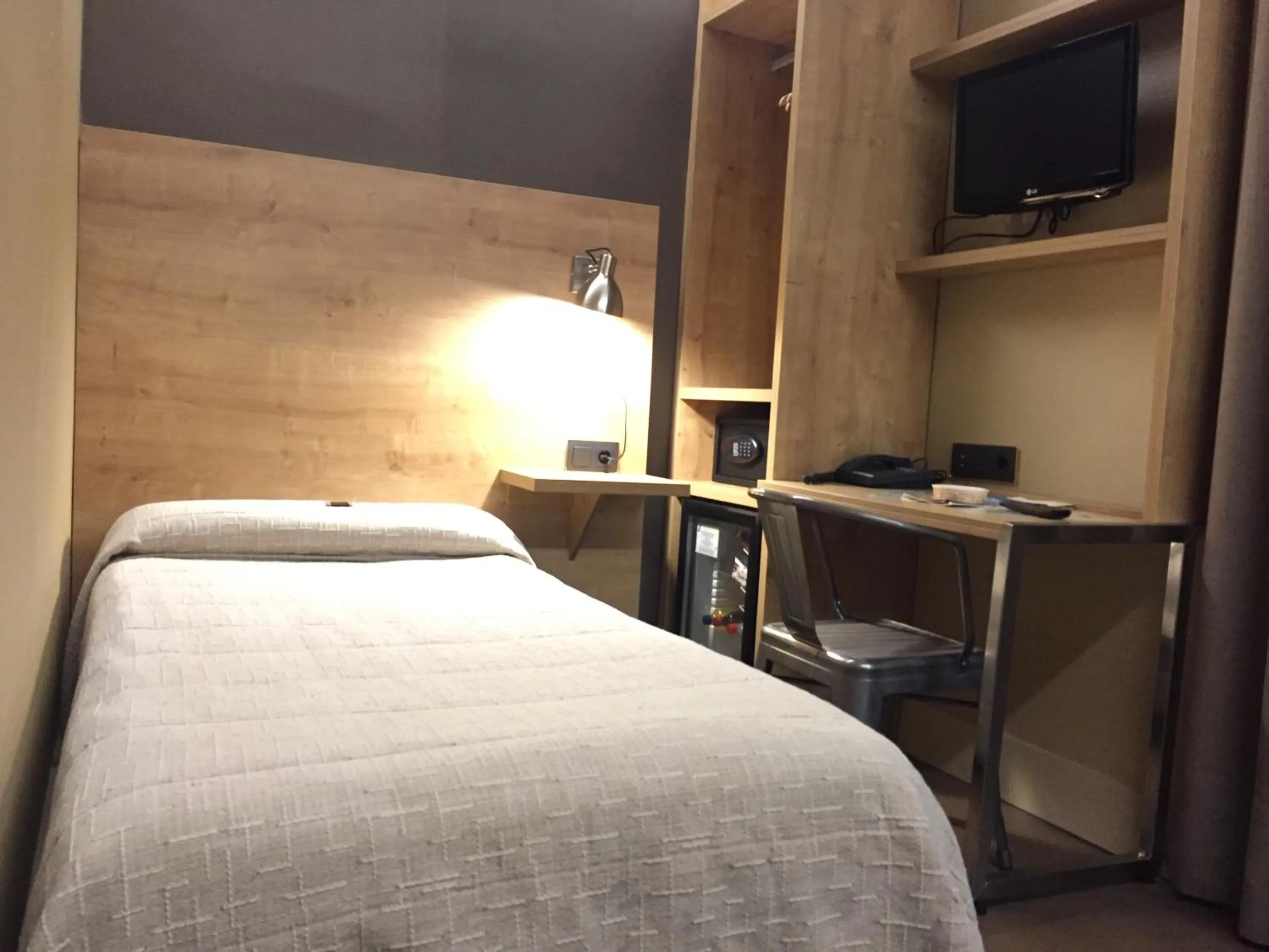 Bedroom, Bed in Los Patios