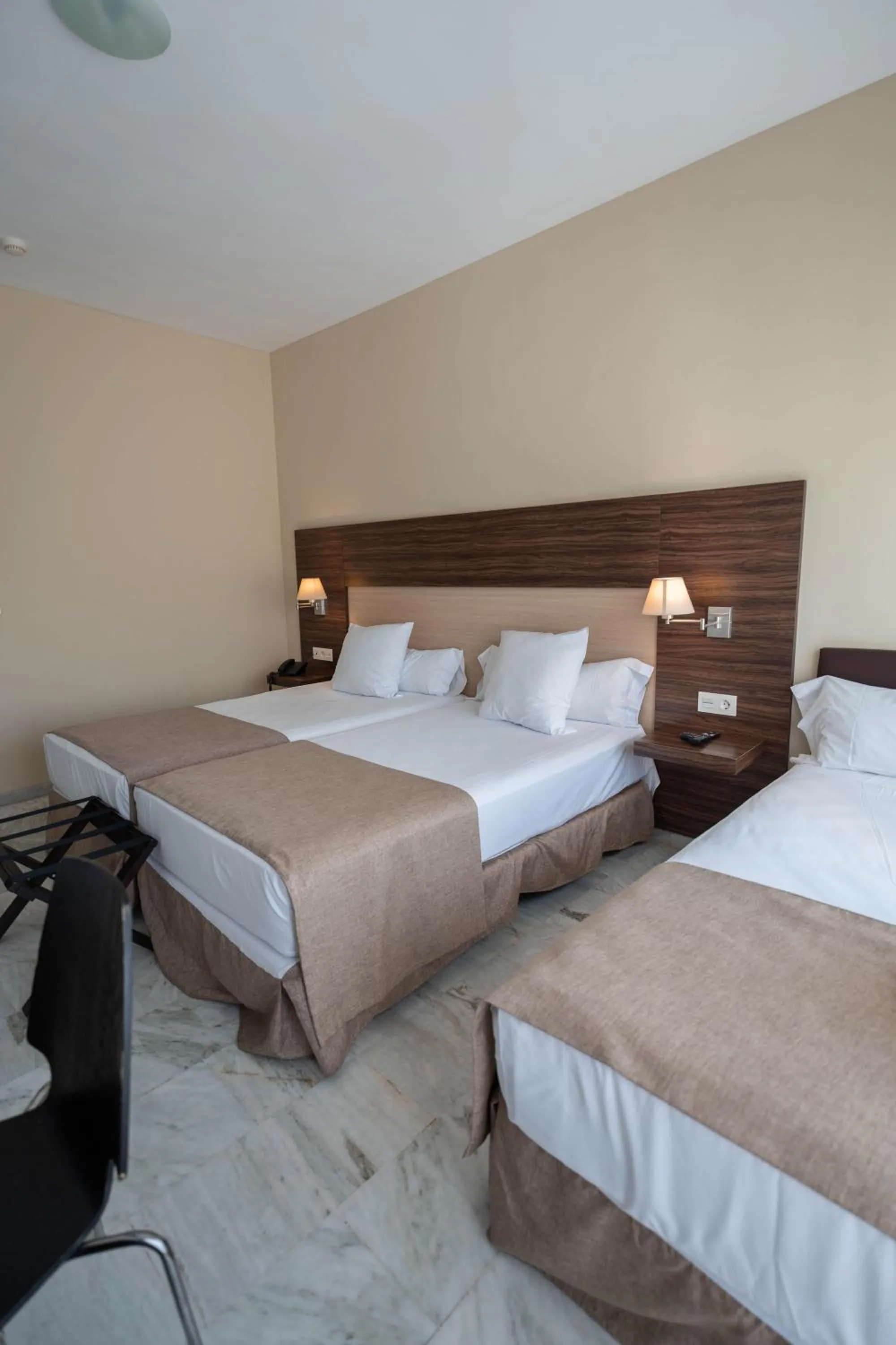 Photo of the whole room, Bed in Hotel Finca Los Abetos