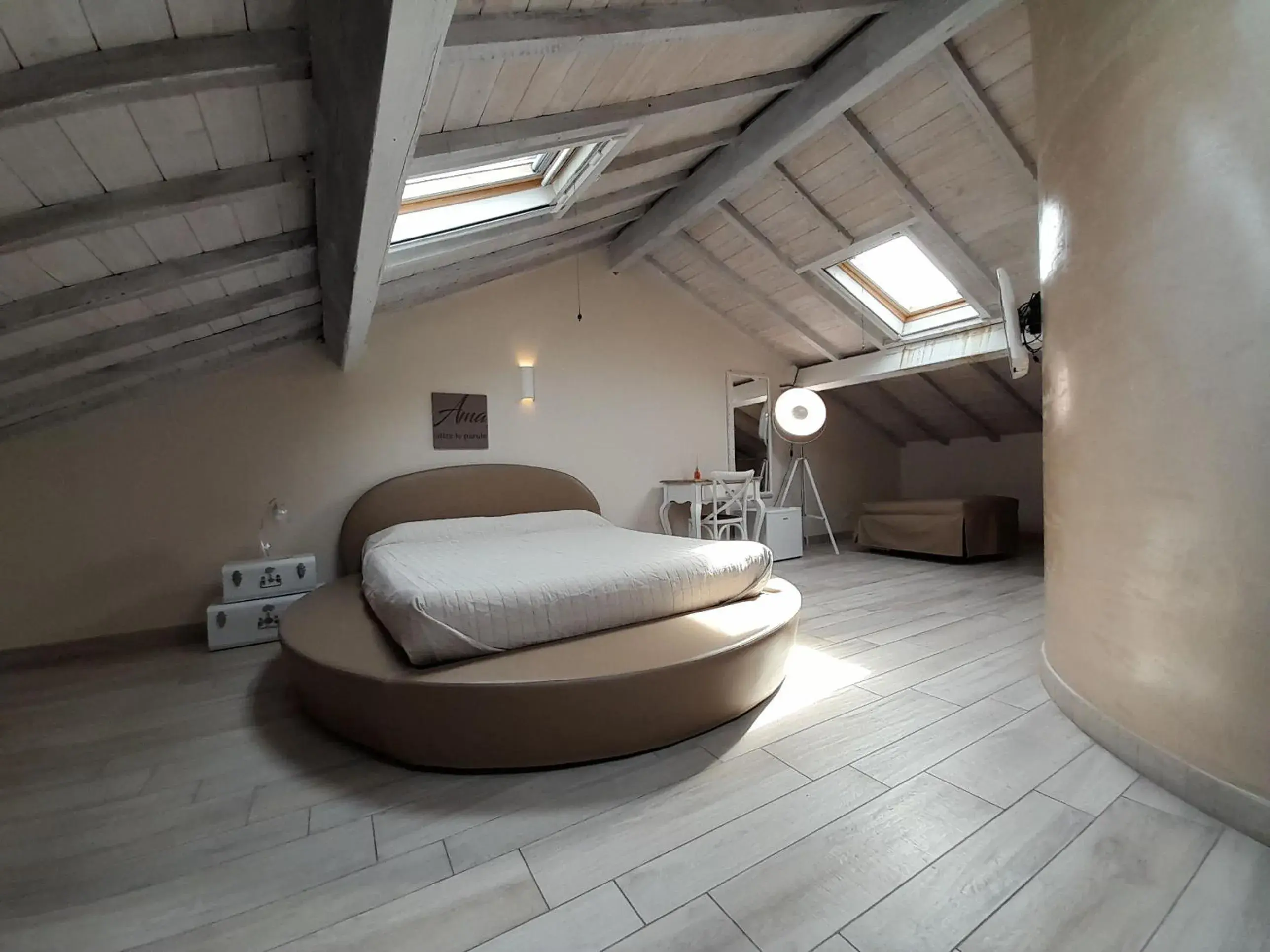 Deluxe Double or Twin Room in AMA AFFITTACAMERE Deluxe Double or Twin Room in AMA AFFITTACAMERE