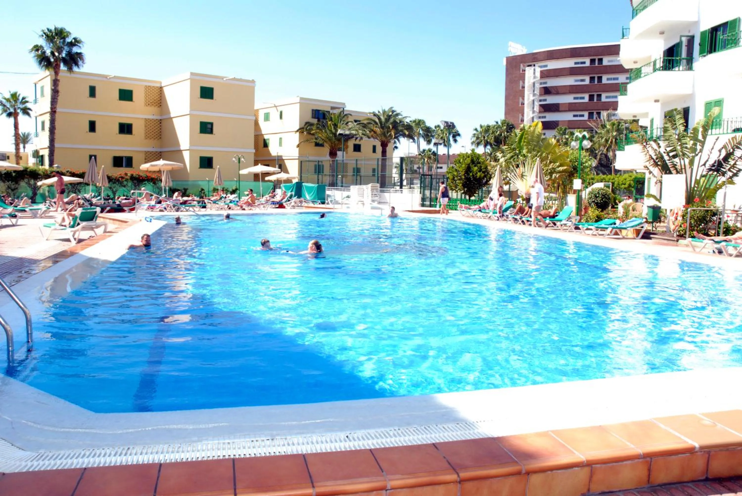 Swimming pool in Las Faluas