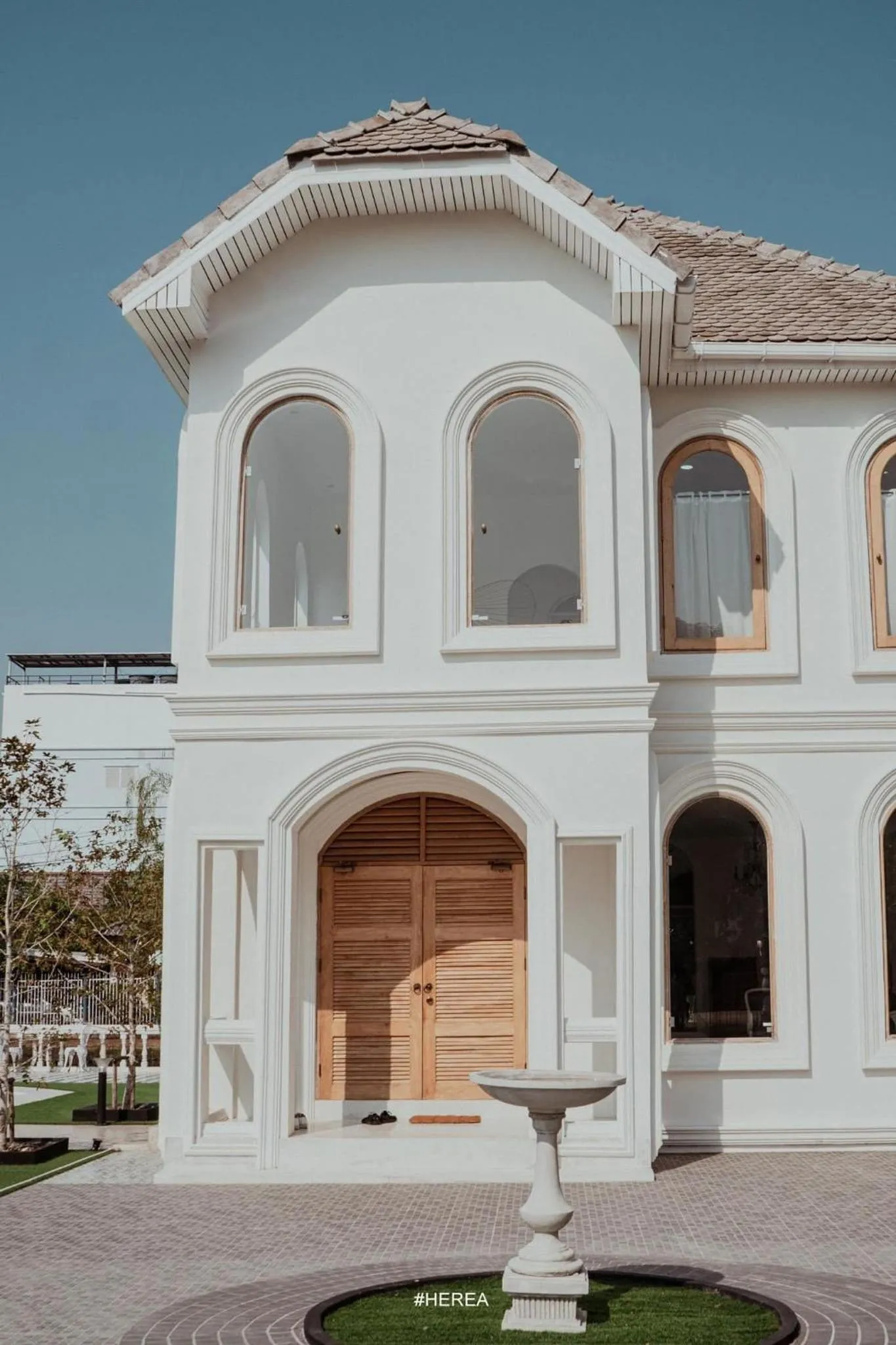 Property building in Arpo Pool Villa Riverside Bangkok