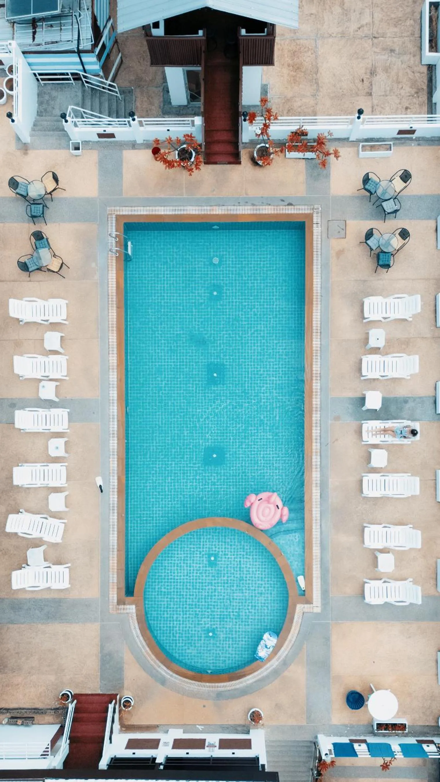 Bird's eye view in Issara Patong Beach