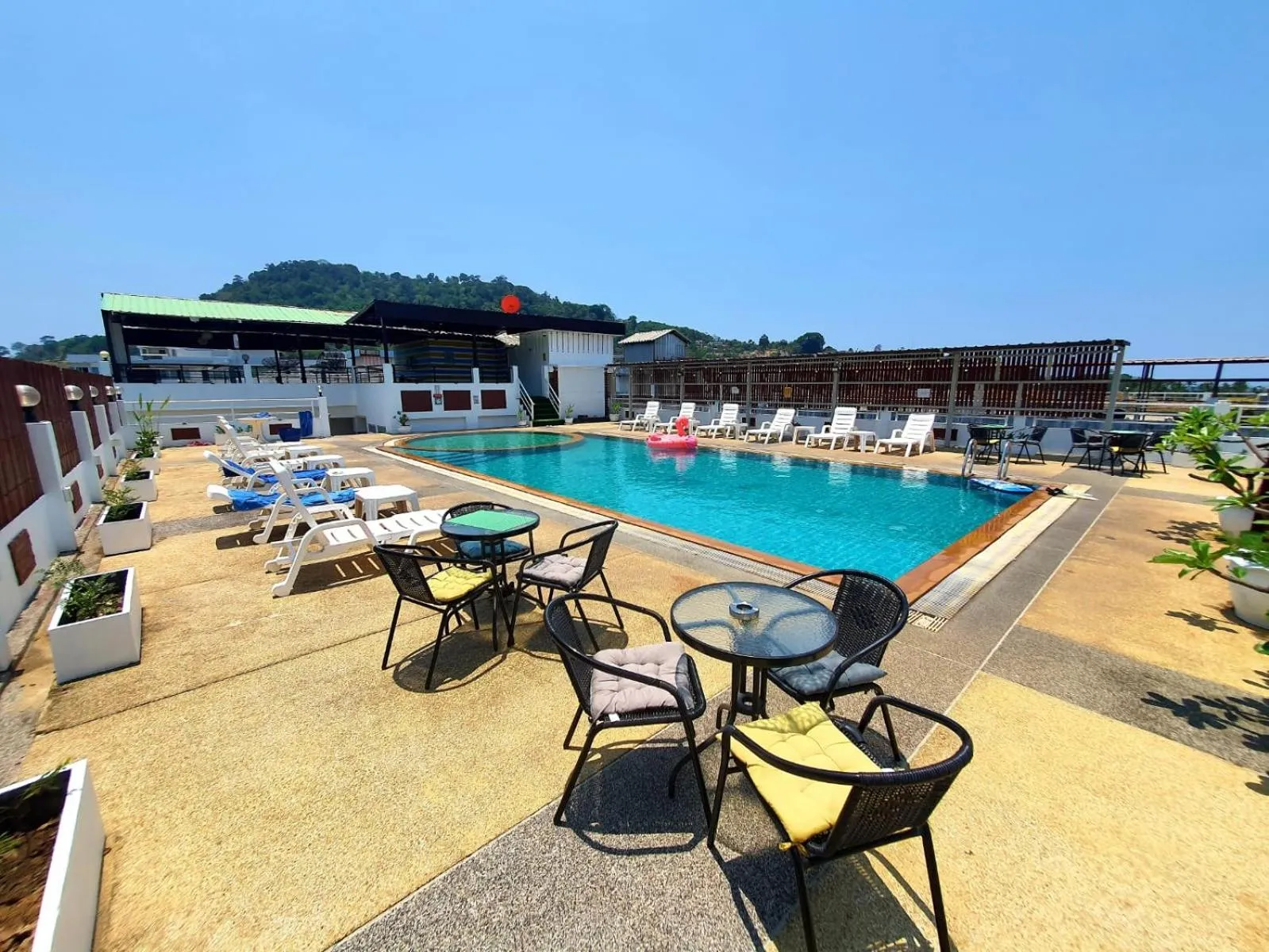 Pool view in Issara Patong Beach