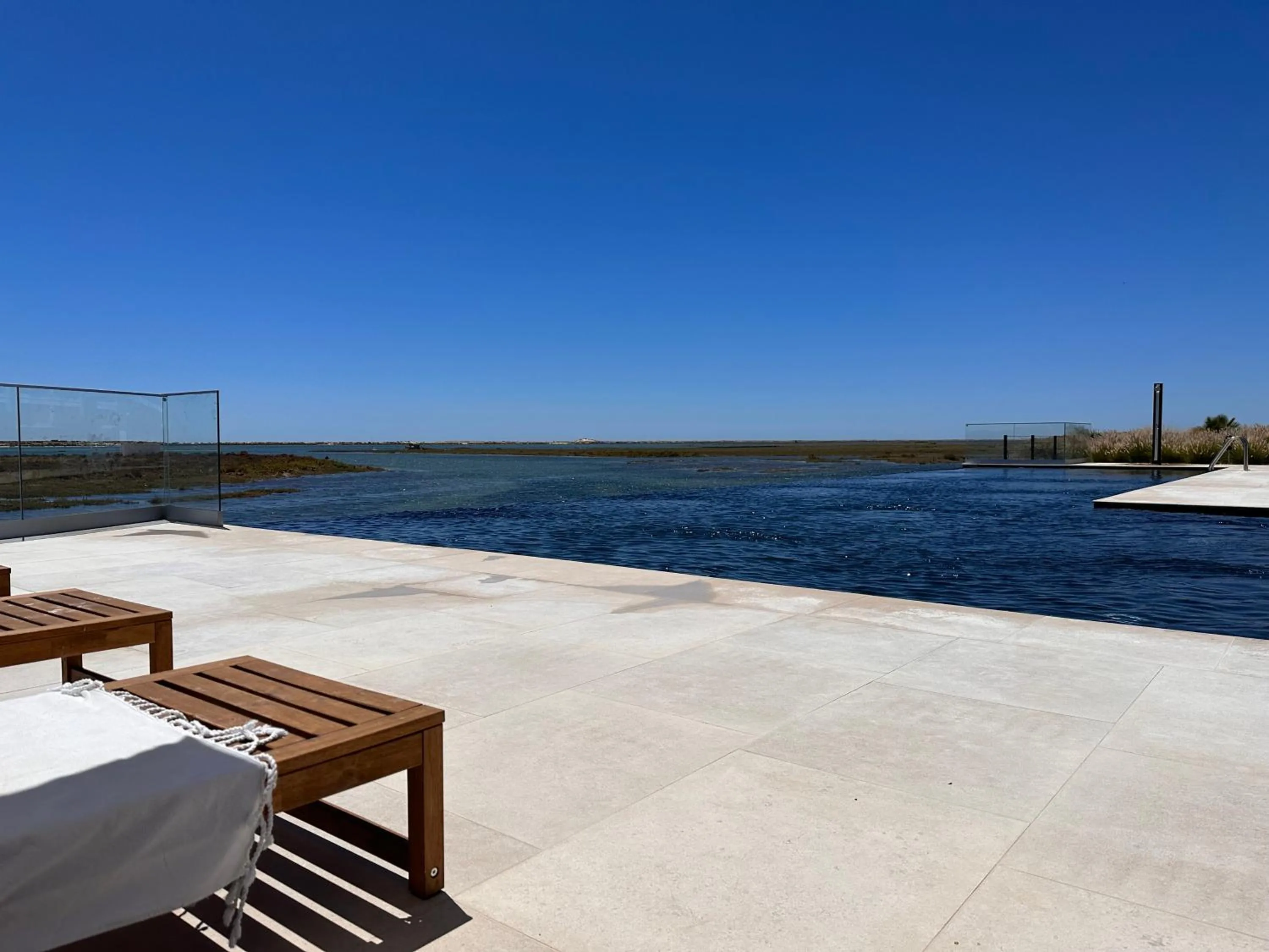Fuzeta stylish 1 bedroom apartment - Amazing views