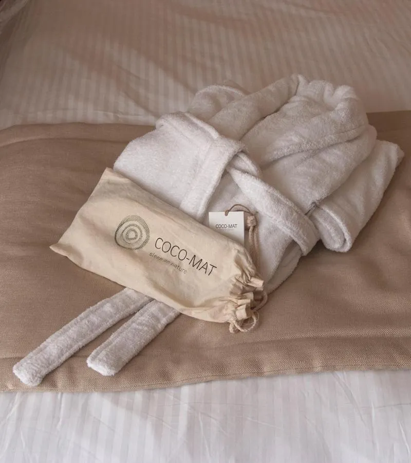 towels, Bed in Triton Hotel Piraeus