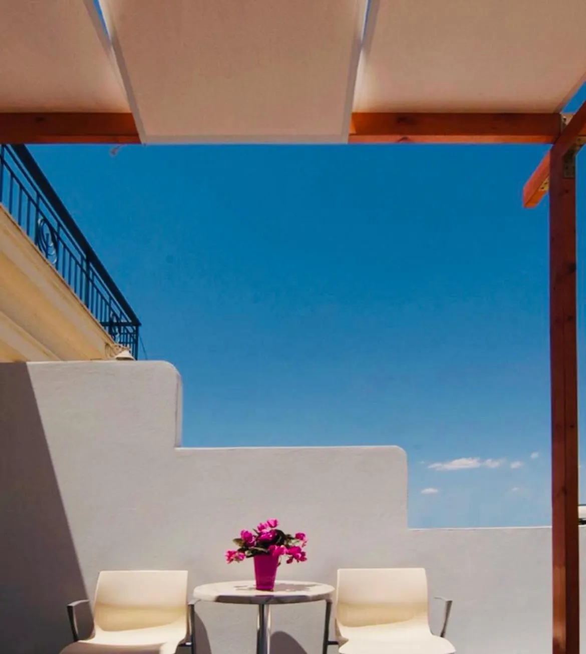 Triton Hotel Piraeus