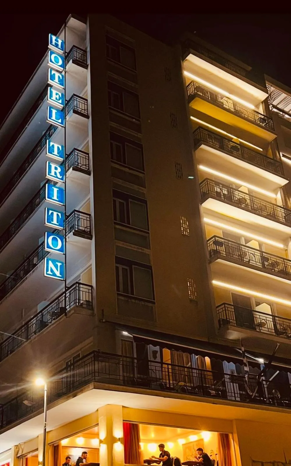 Triton Hotel Piraeus