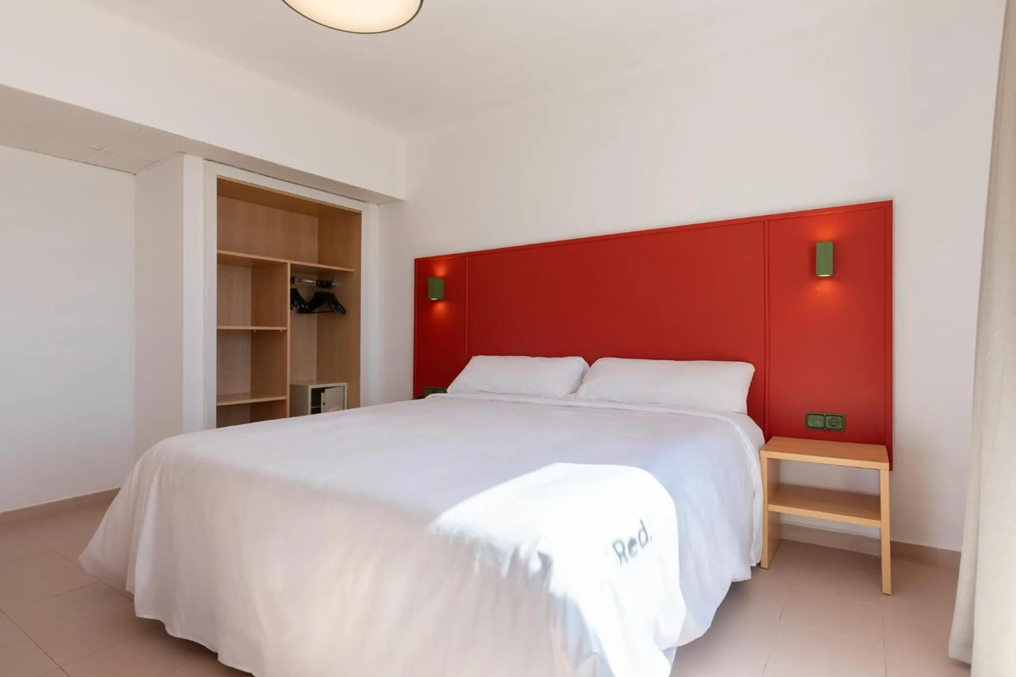 Bed in The Red Hotel - Adults Only