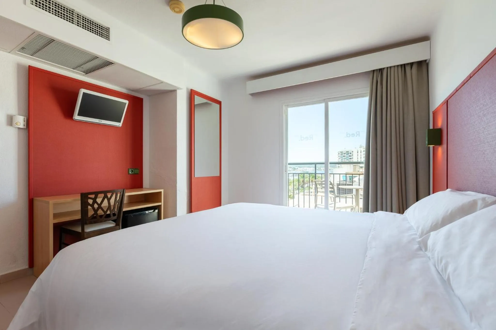 Bed in The Red Hotel - Adults Only