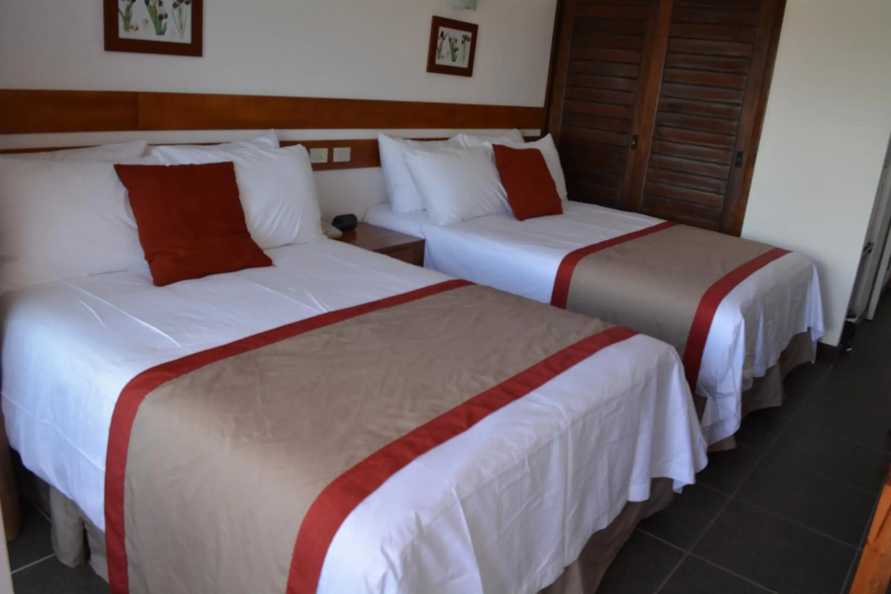 Double Room with Two Double Beds in Peten Esplendido Double Room with Two Double Beds in Peten Esplendido