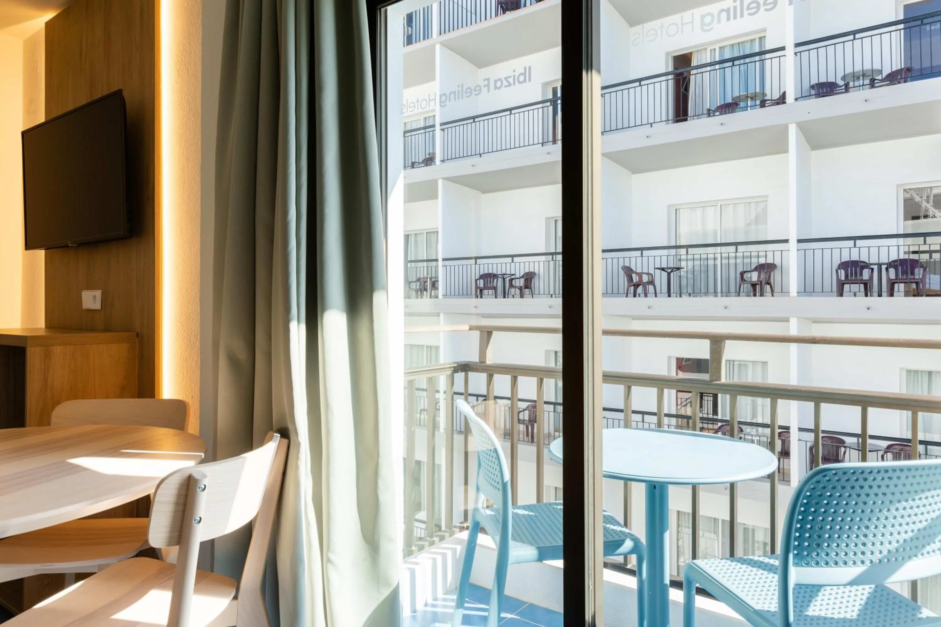 Communal lounge/ TV room in The Blue Apartments - Adults Only