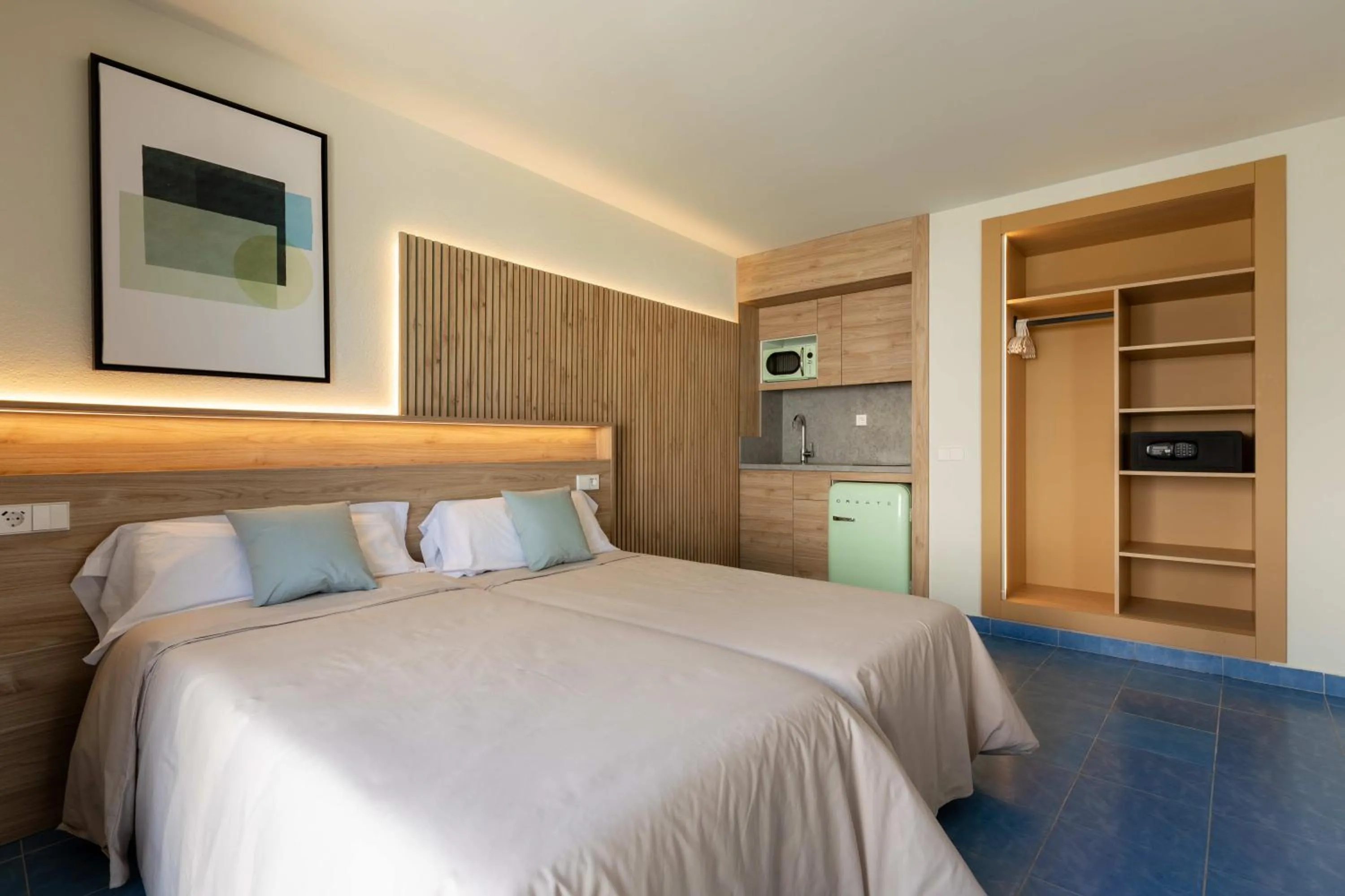 Bed in The Blue Apartments - Adults Only