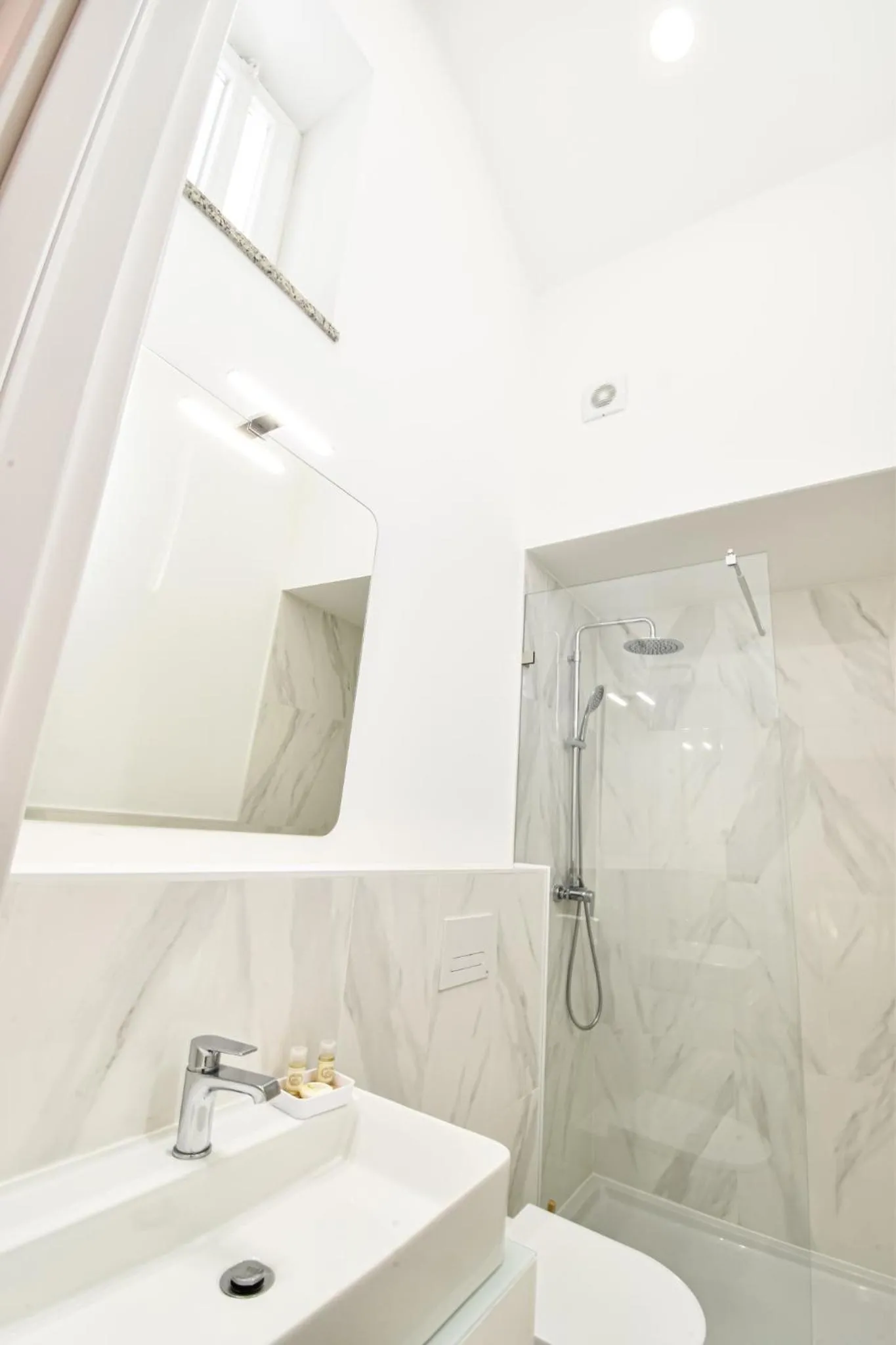 Shower in LAA Studios