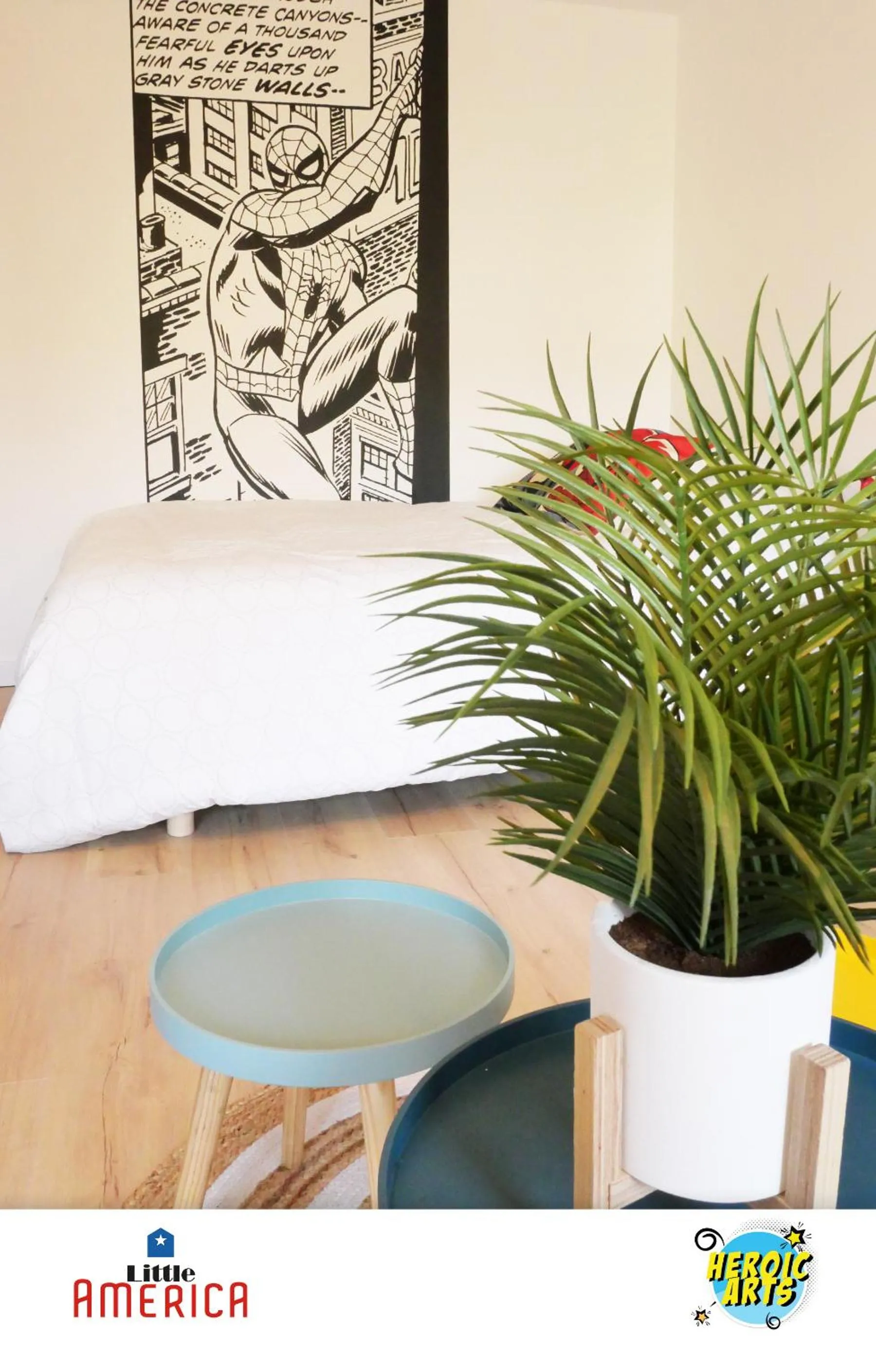 Photo of the whole room, Bed in Little America - Appart Hôtel 3km Futuroscope