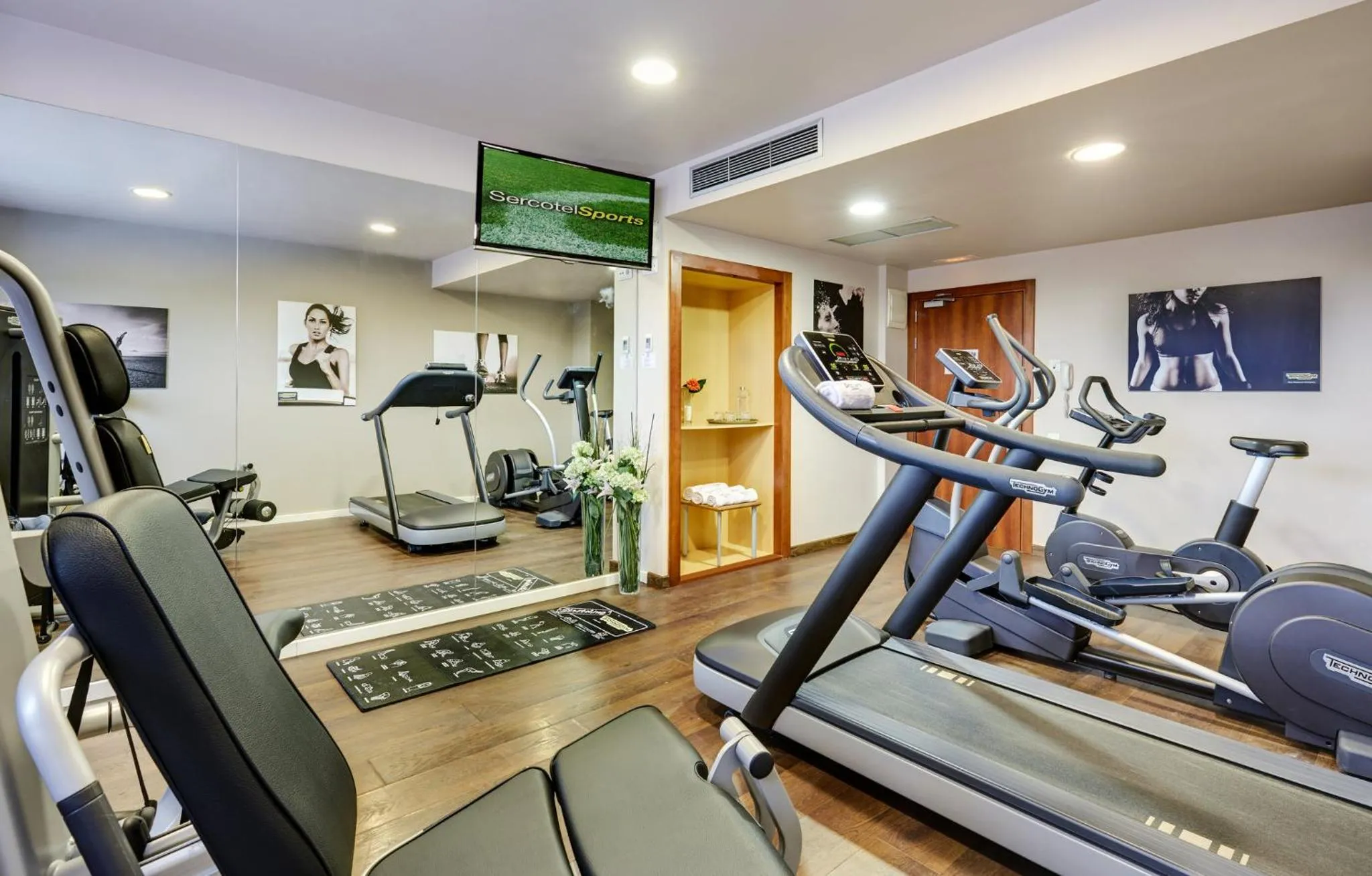 Fitness centre/facilities in Sercotel Ciutat de Montcada