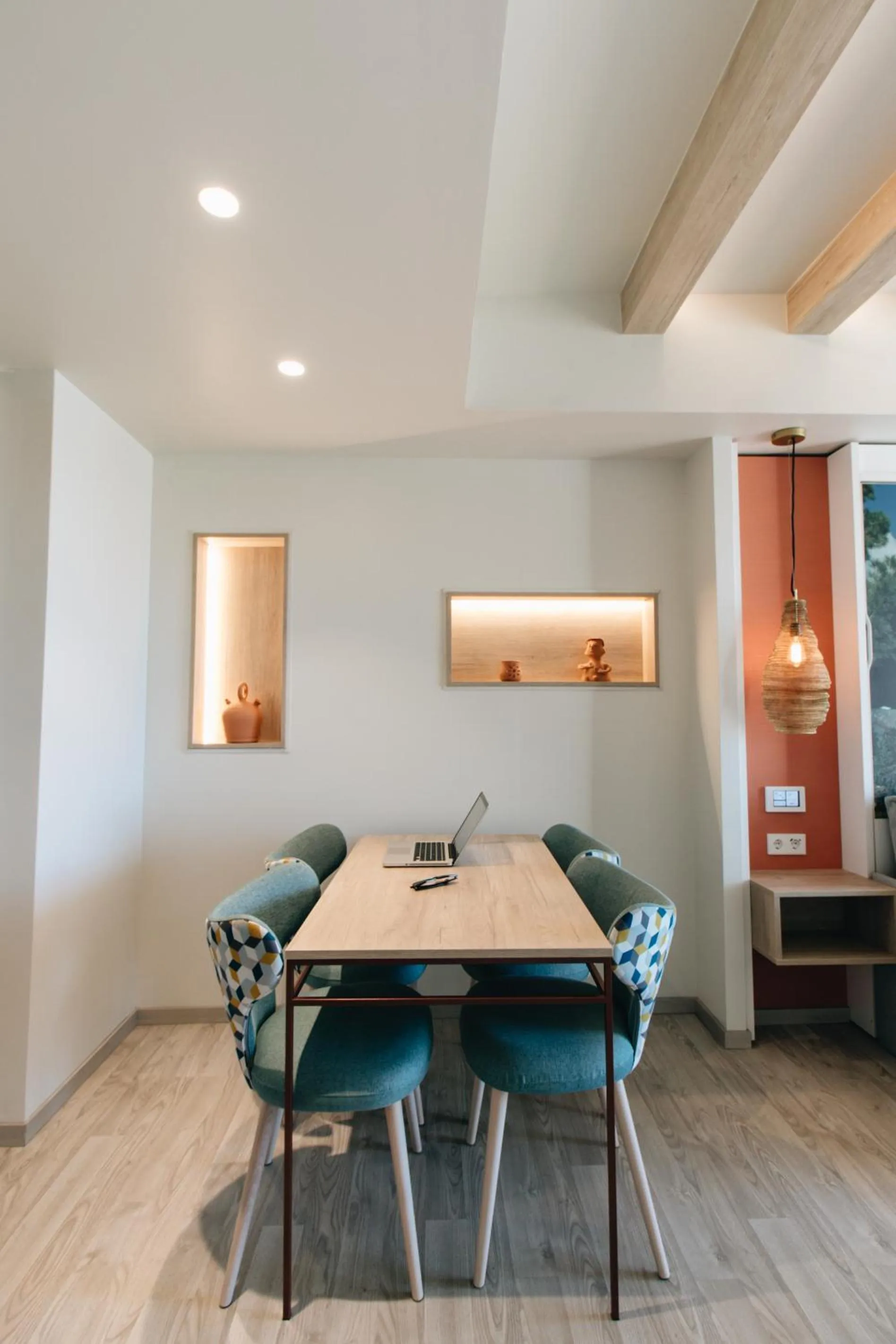 Dinner in The White Apartments