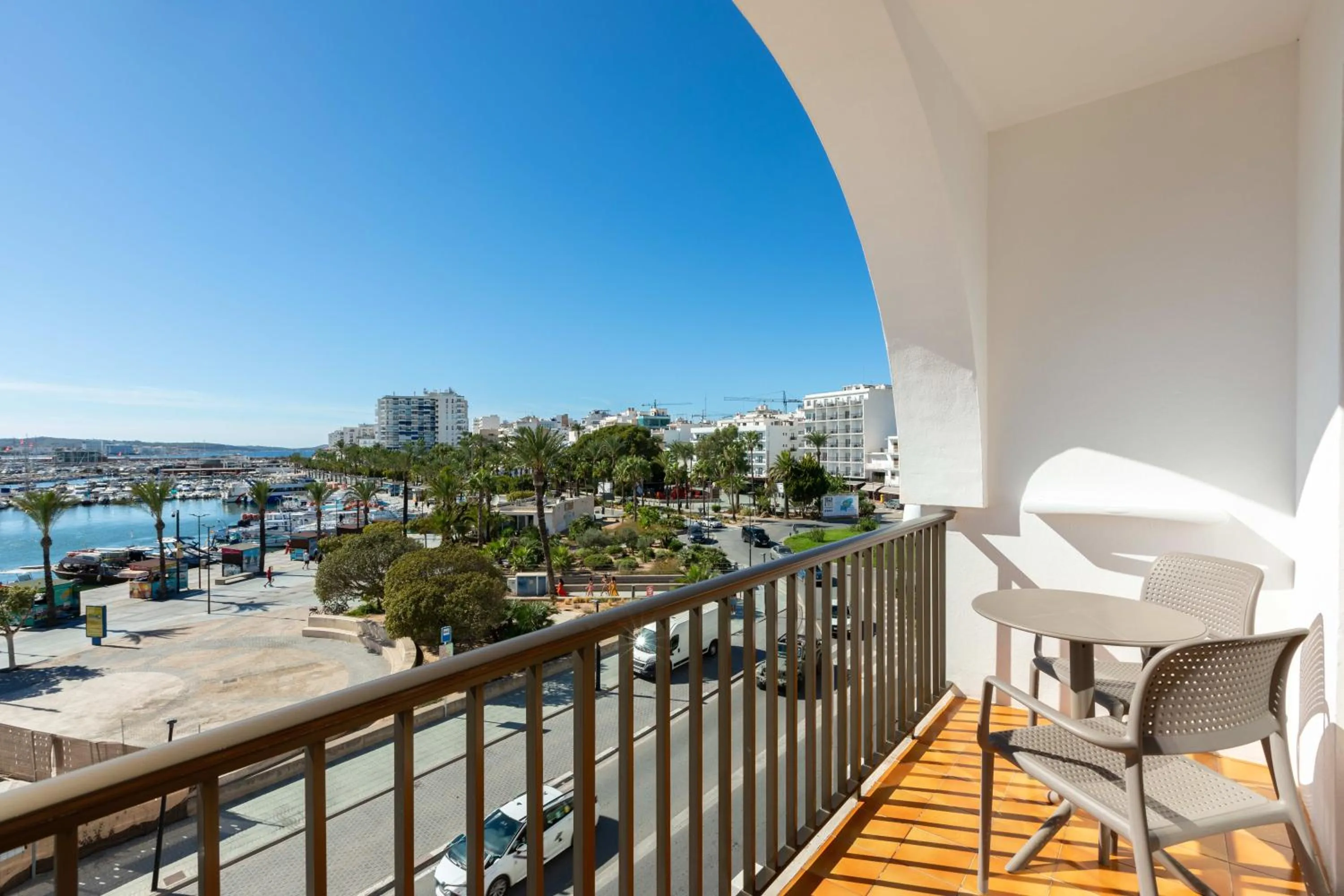 Balcony/Terrace in The White Apartments