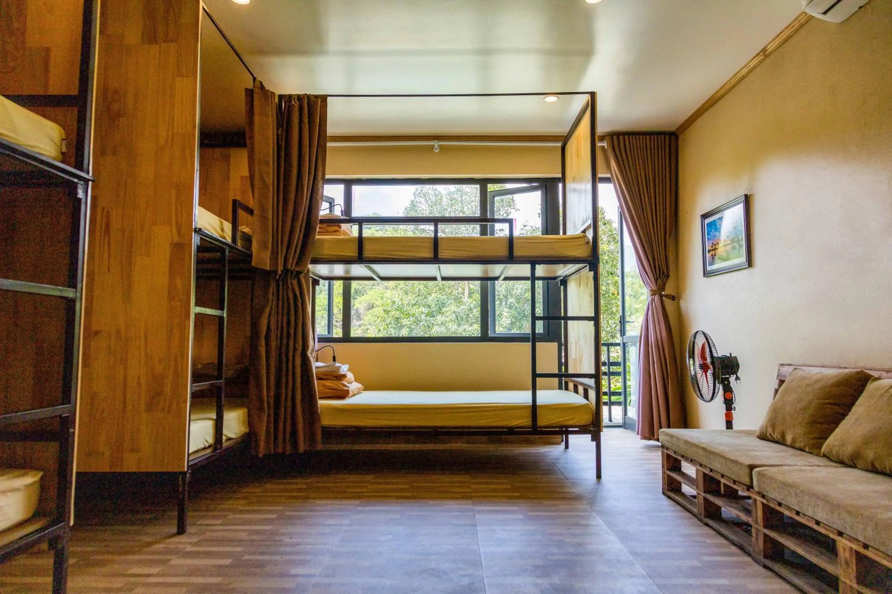 Bed in Republic Hostel Cat Ba