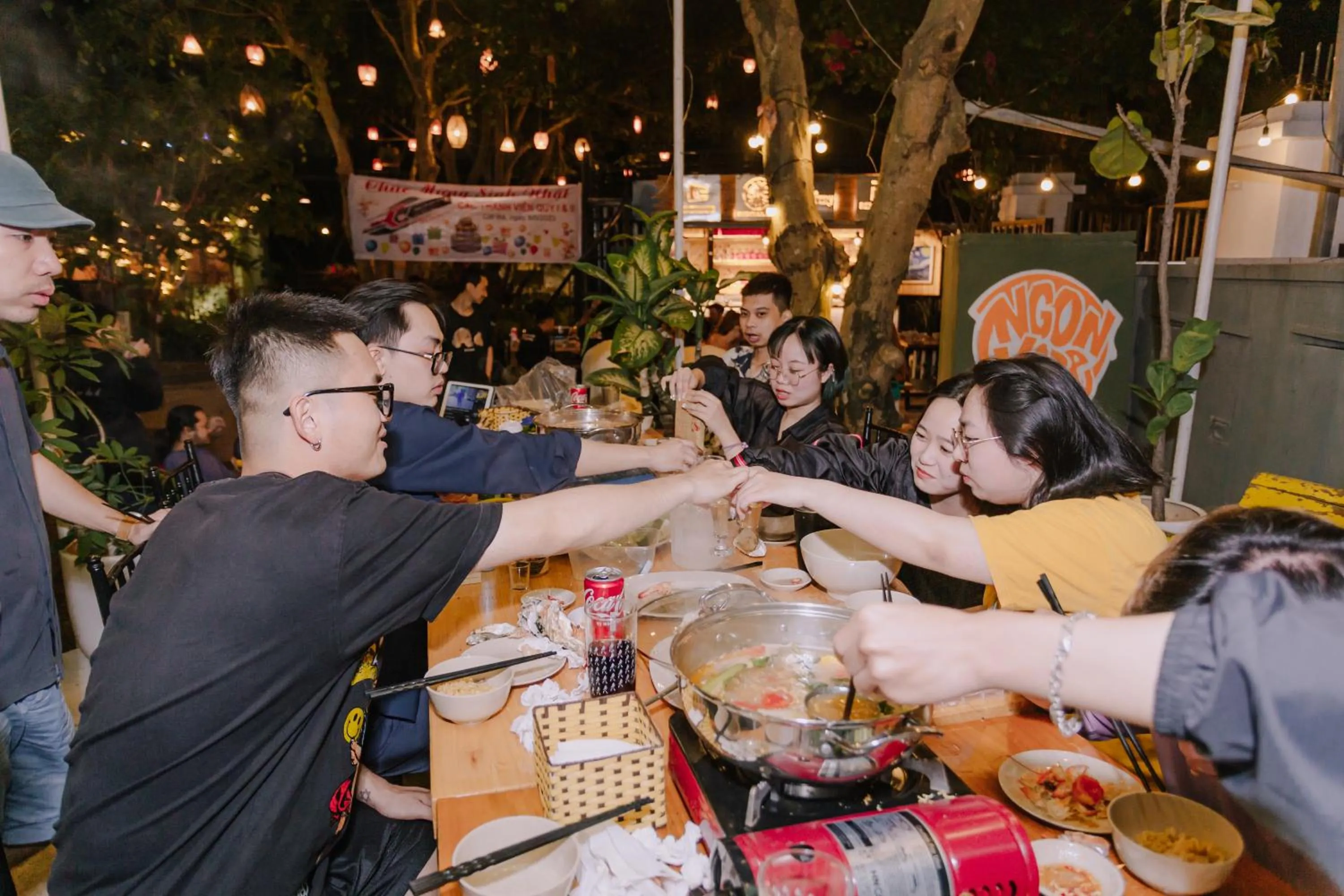 Restaurant/places to eat in Republic Hostel Cat Ba