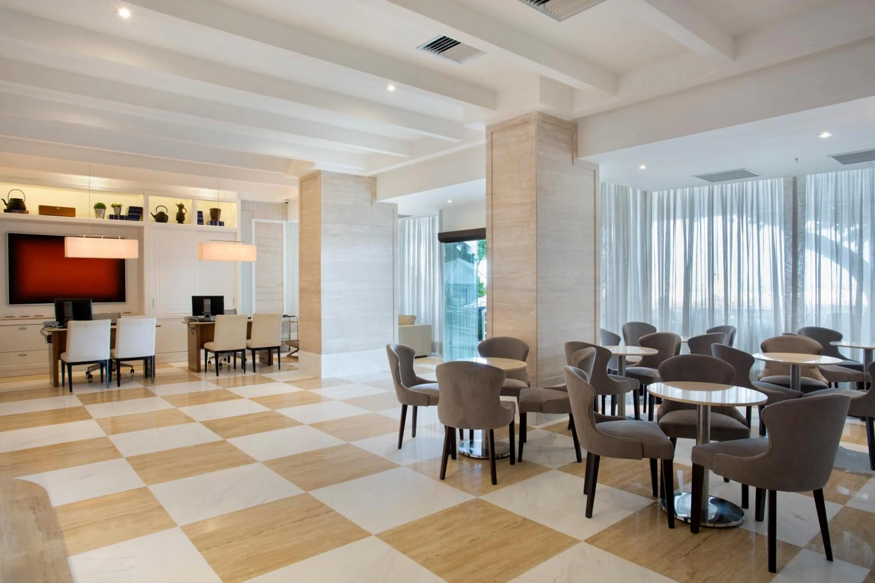 Lobby or reception in Windsor California Copacabana