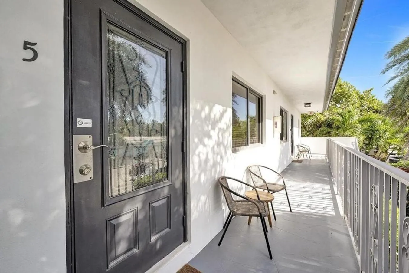 Waves On Walnut - Beach Access