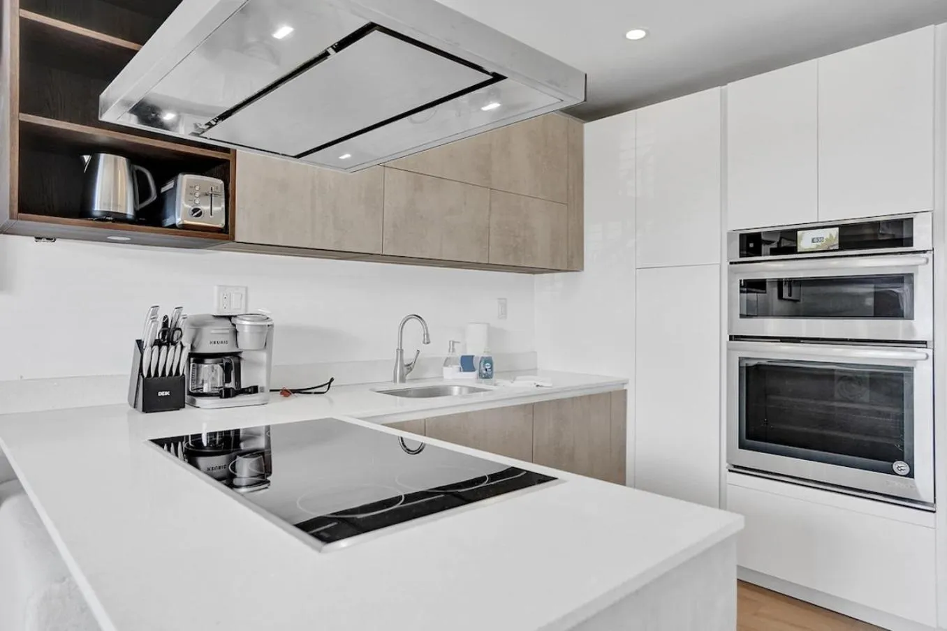 Waves On Walnut - Beach Access