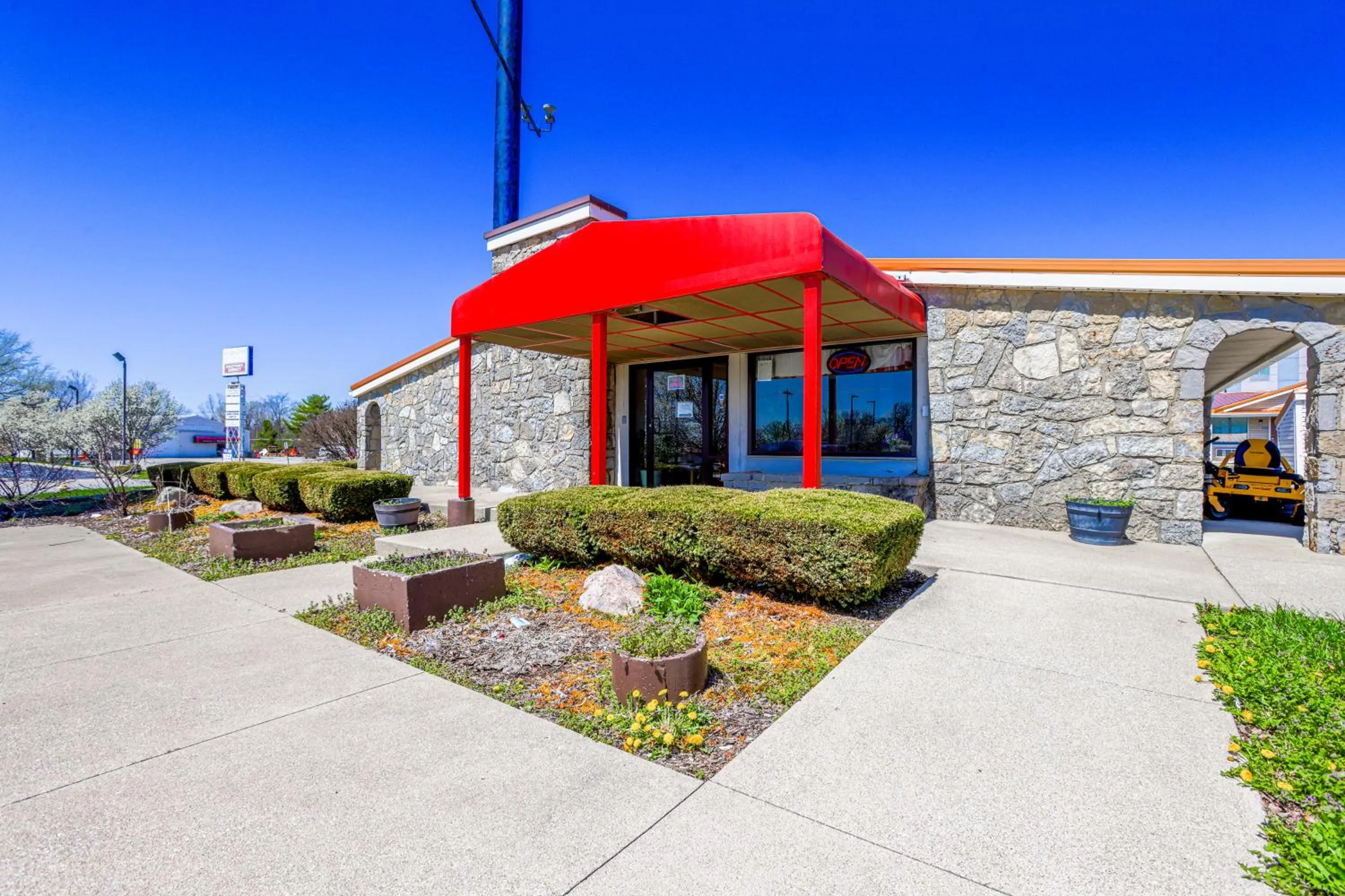 Garden in Cozy Garden Inn By OYO Hwy 40 Richmond