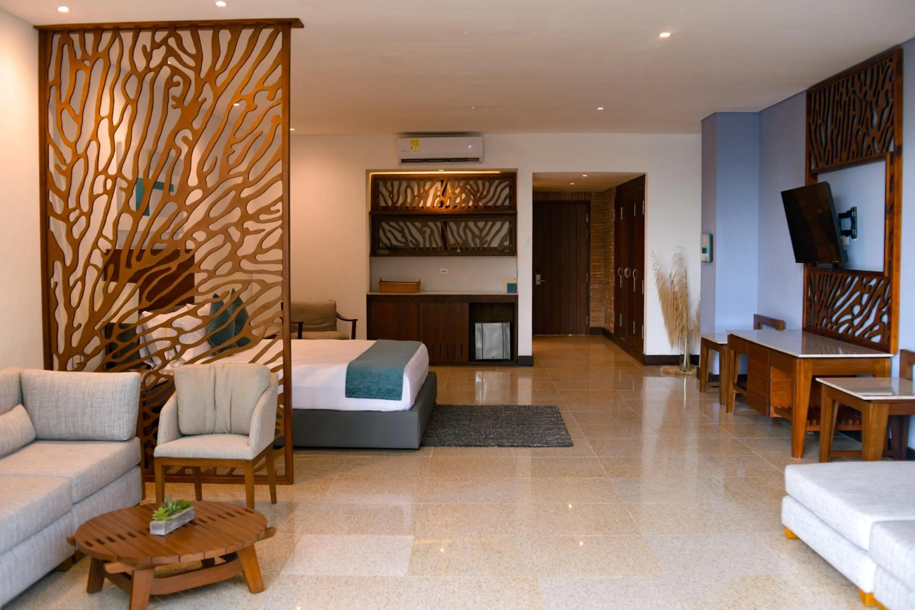 TV and multimedia in Castillete Hotel & Beach Club