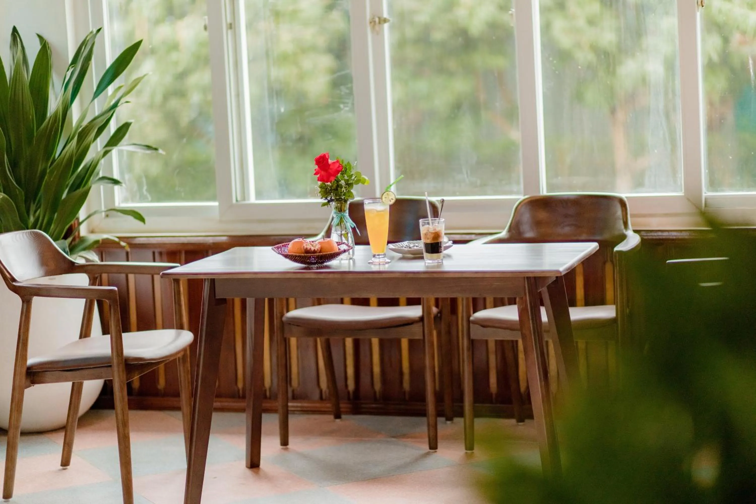 Restaurant/places to eat in Hoa Lu Garden Resort