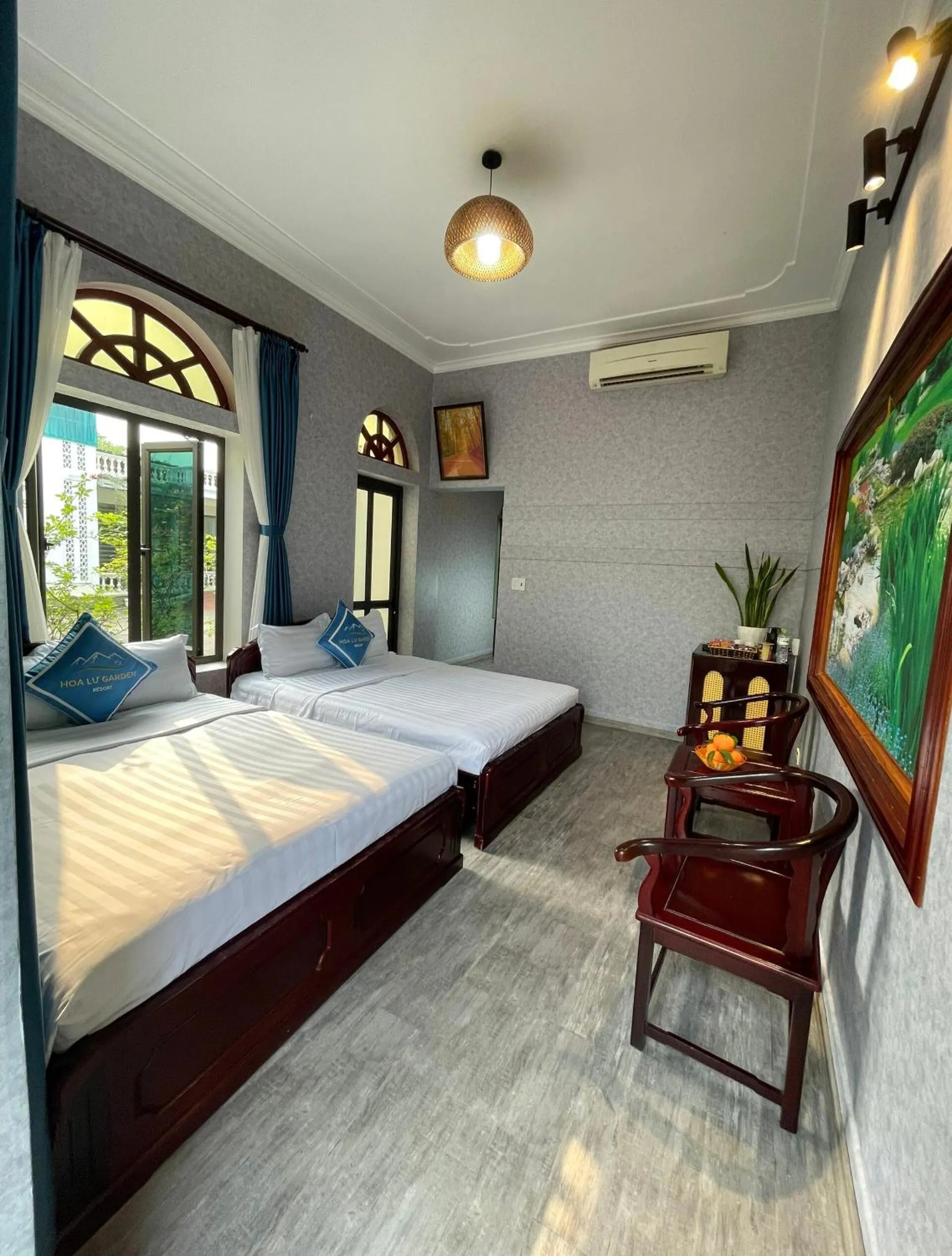 Bed in Hoa Lu Garden Resort