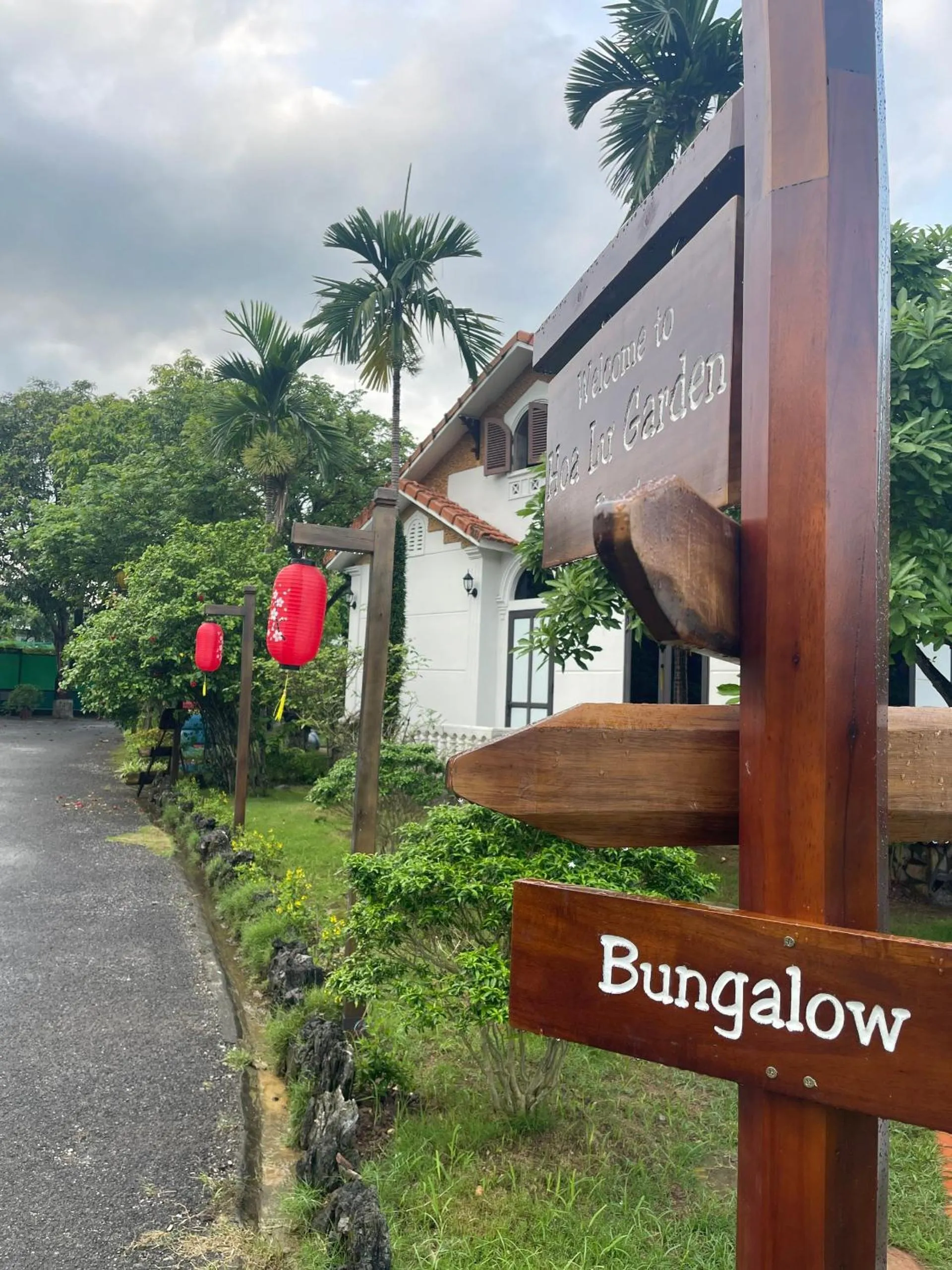 Day in Hoa Lu Garden Resort