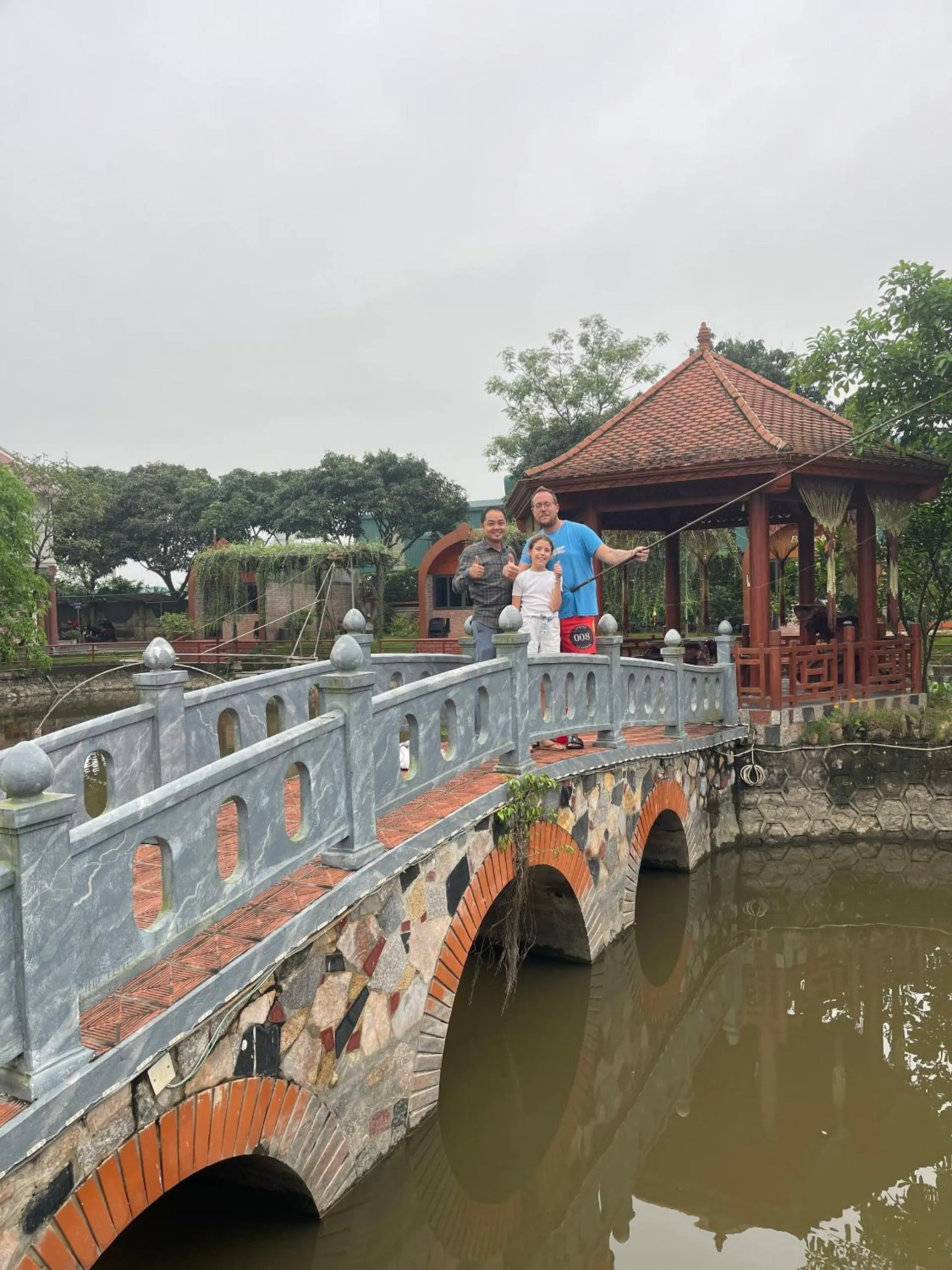 group of guests in Hoa Lu Garden Resort
