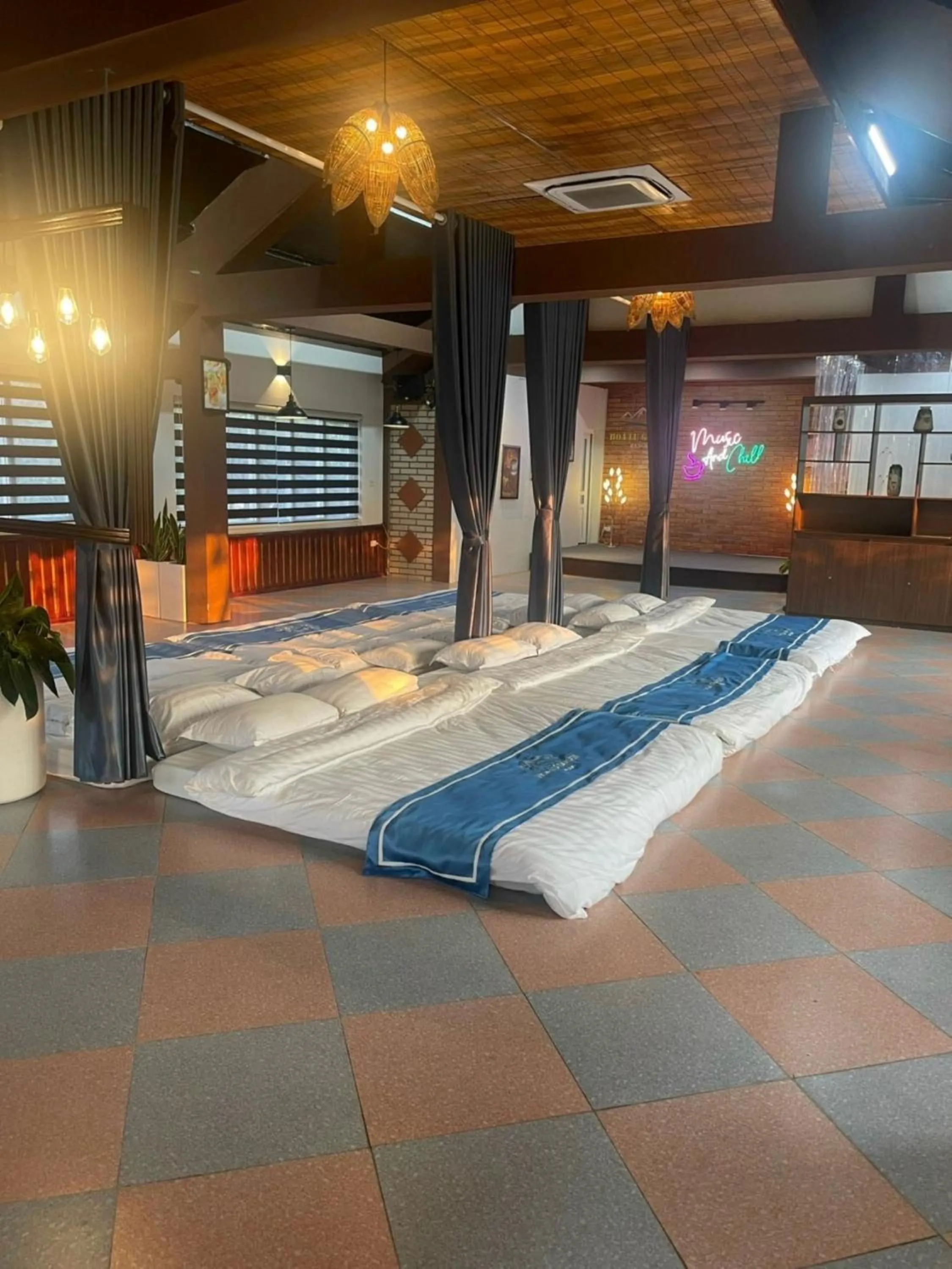 Bed in Hoa Lu Garden Resort