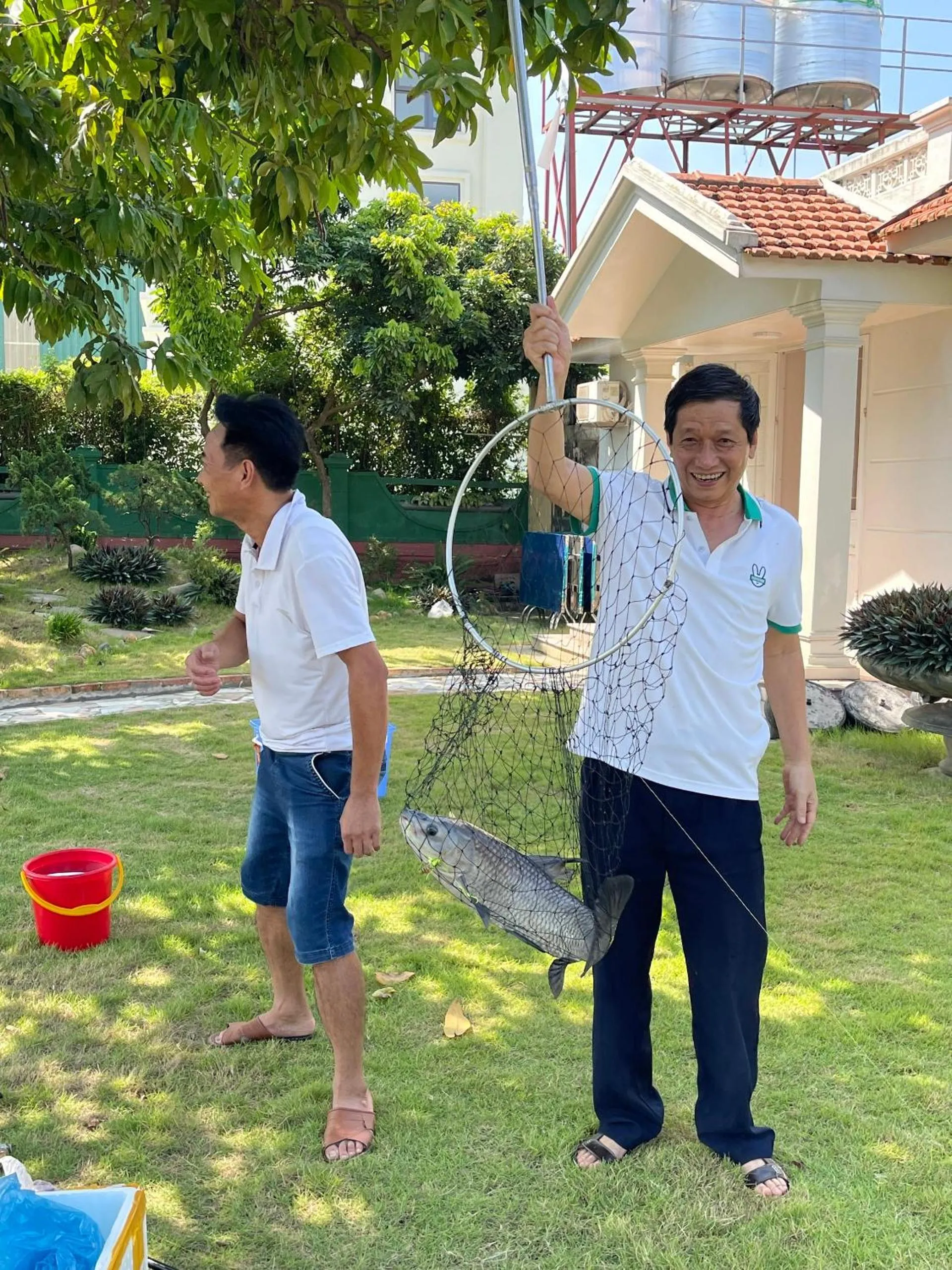 Fishing in Hoa Lu Garden Resort