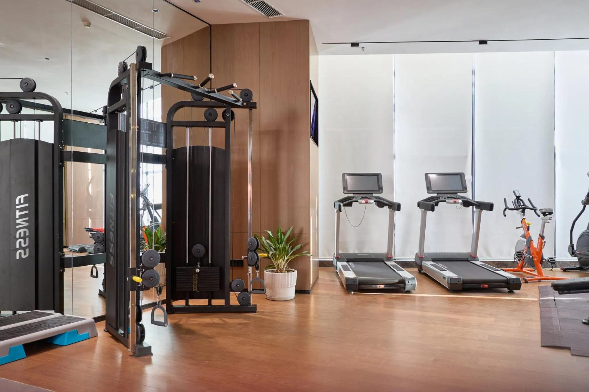 Fitness centre/facilities in Crowne Plaza Phnom Penh by IHG 金边皇冠假日酒店 Former VM Hotel