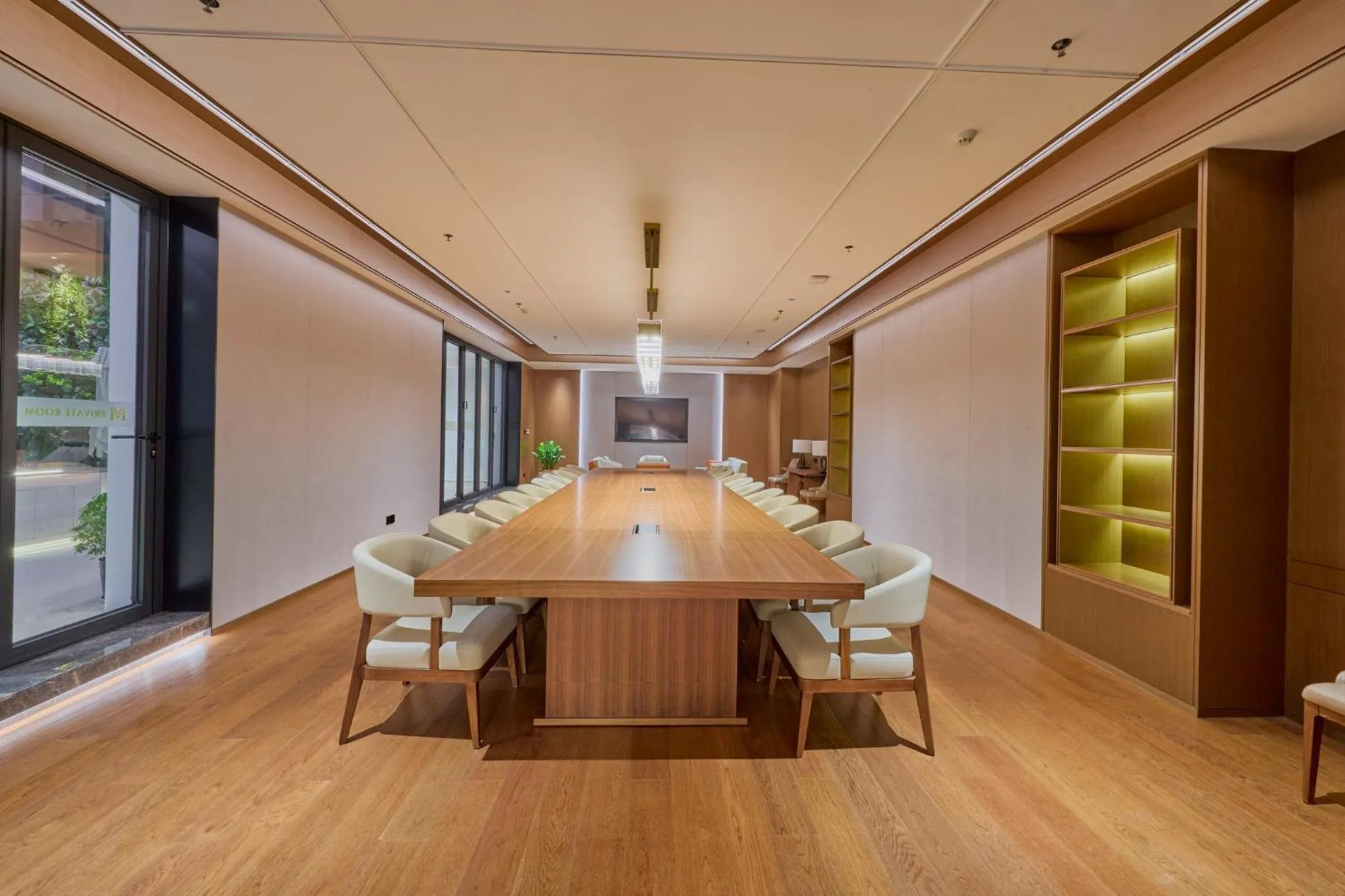 Meeting/conference room in Crowne Plaza Phnom Penh by IHG 金边皇冠假日酒店 Former VM Hotel